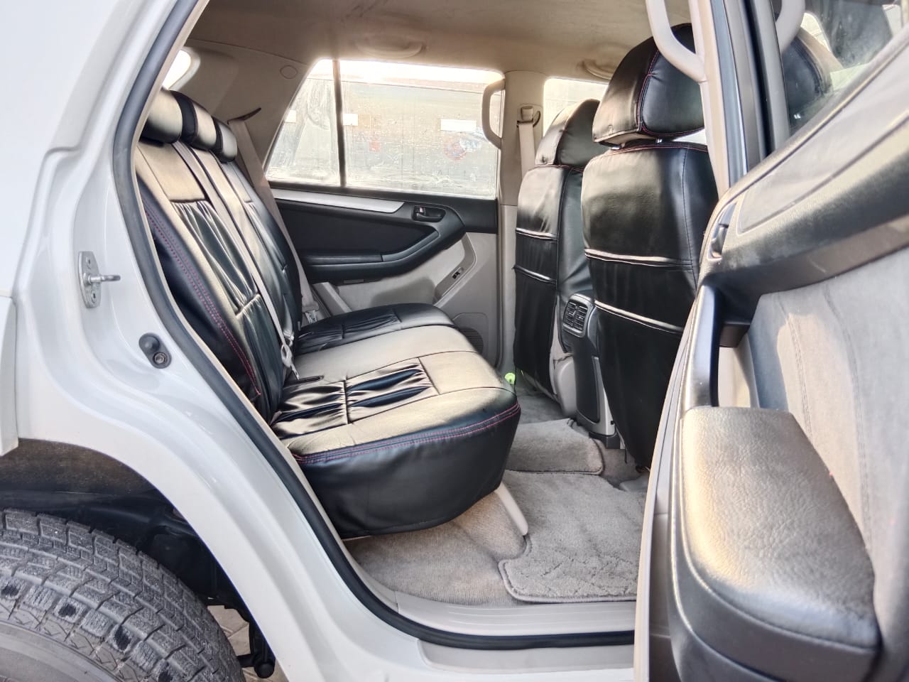 7816  TOYOTA HILUX SURF 2.7 A/T WHITE