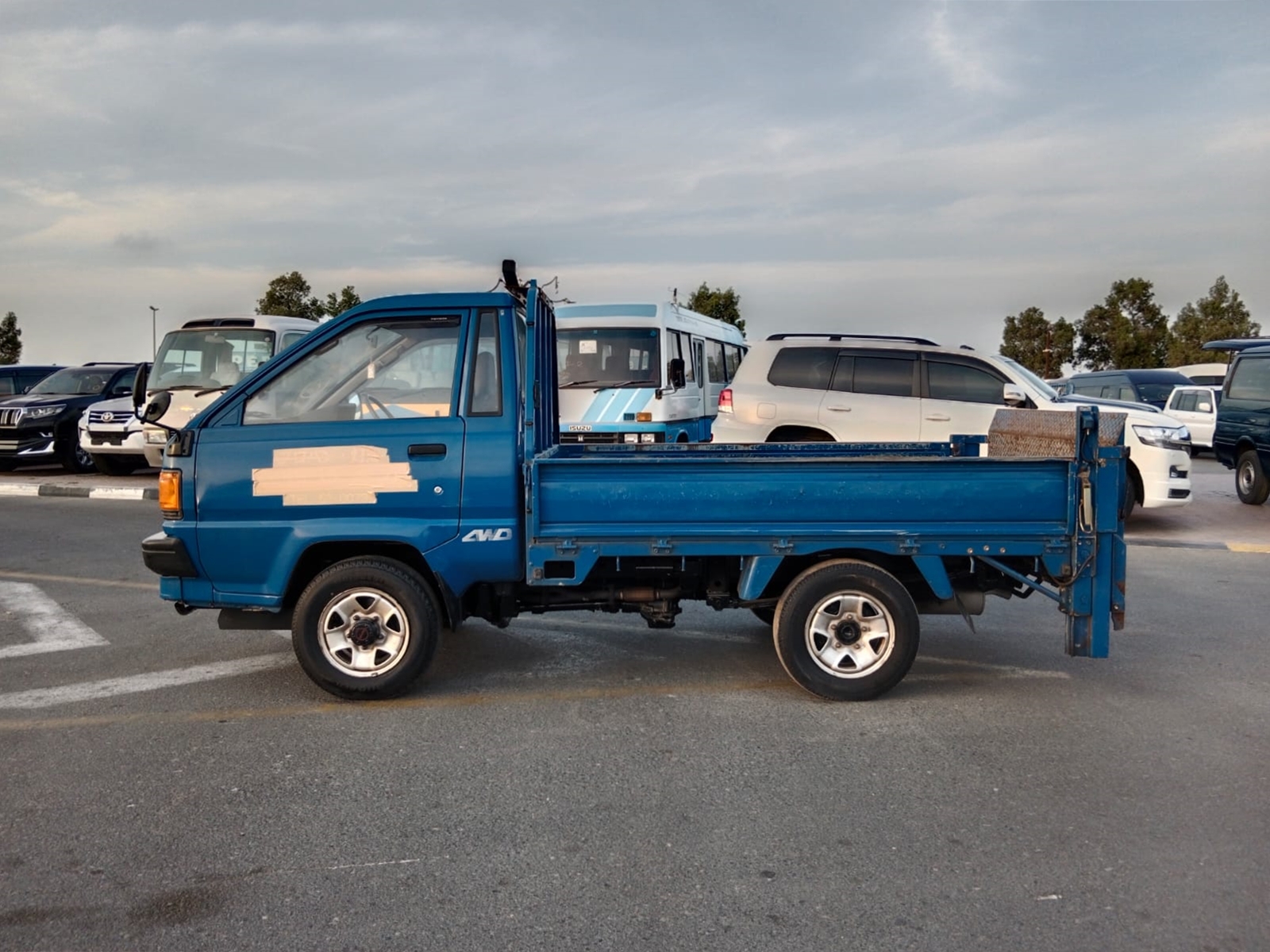 5405 TOYOTA LITEACE 1.8 M/T 4WD BLUE