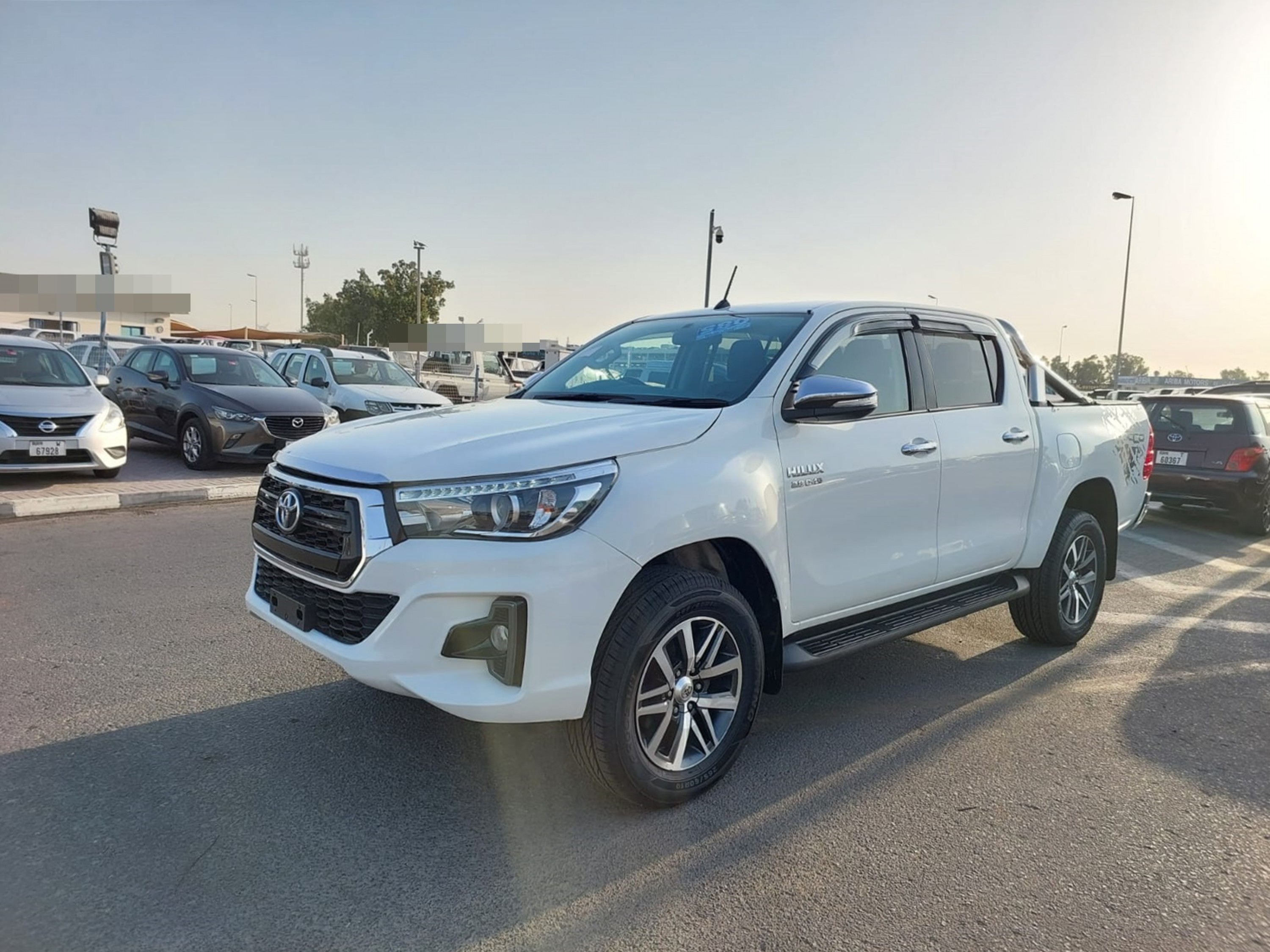 TOYOTA Hilux