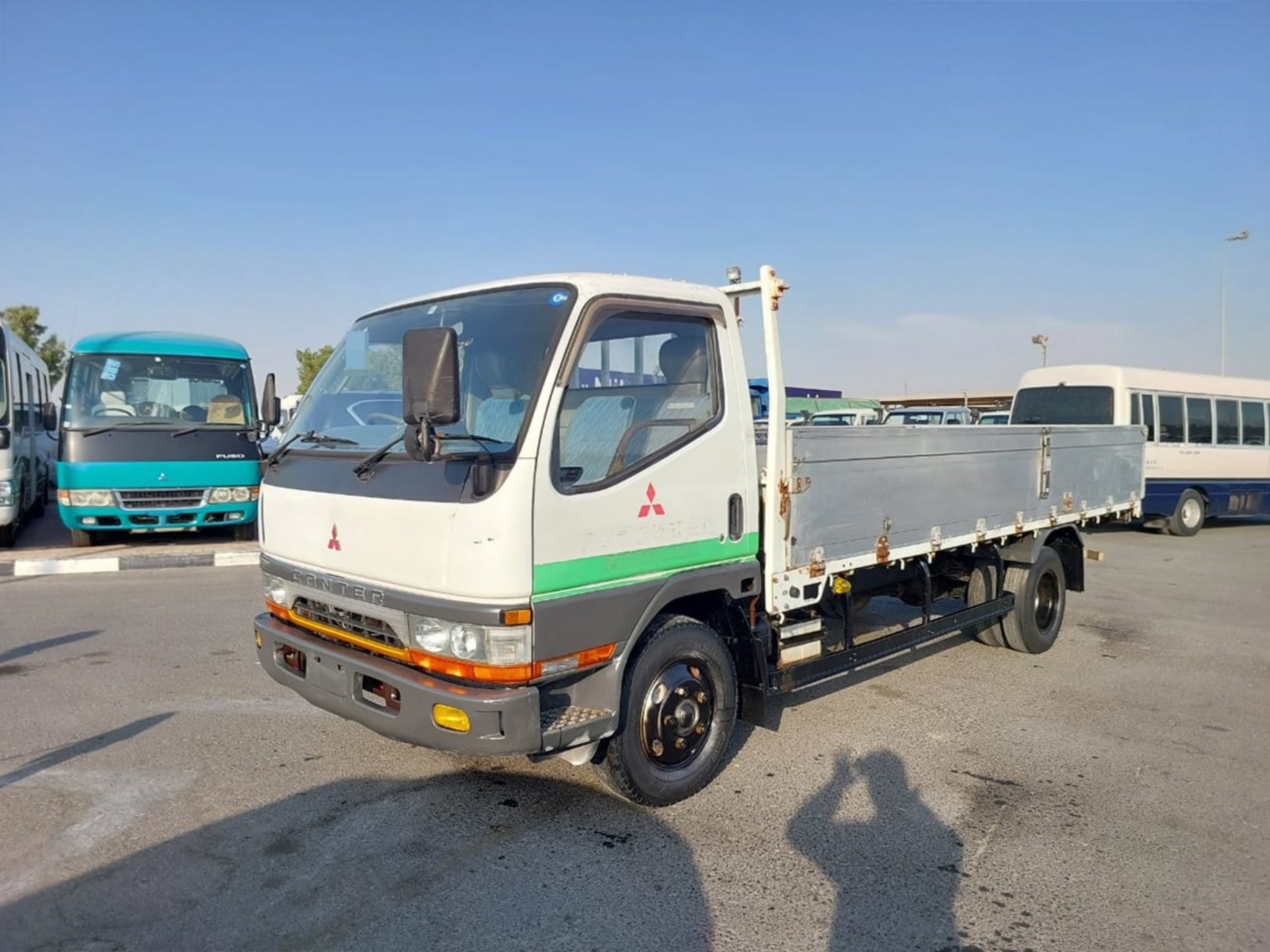 MITSUBISHI Canter