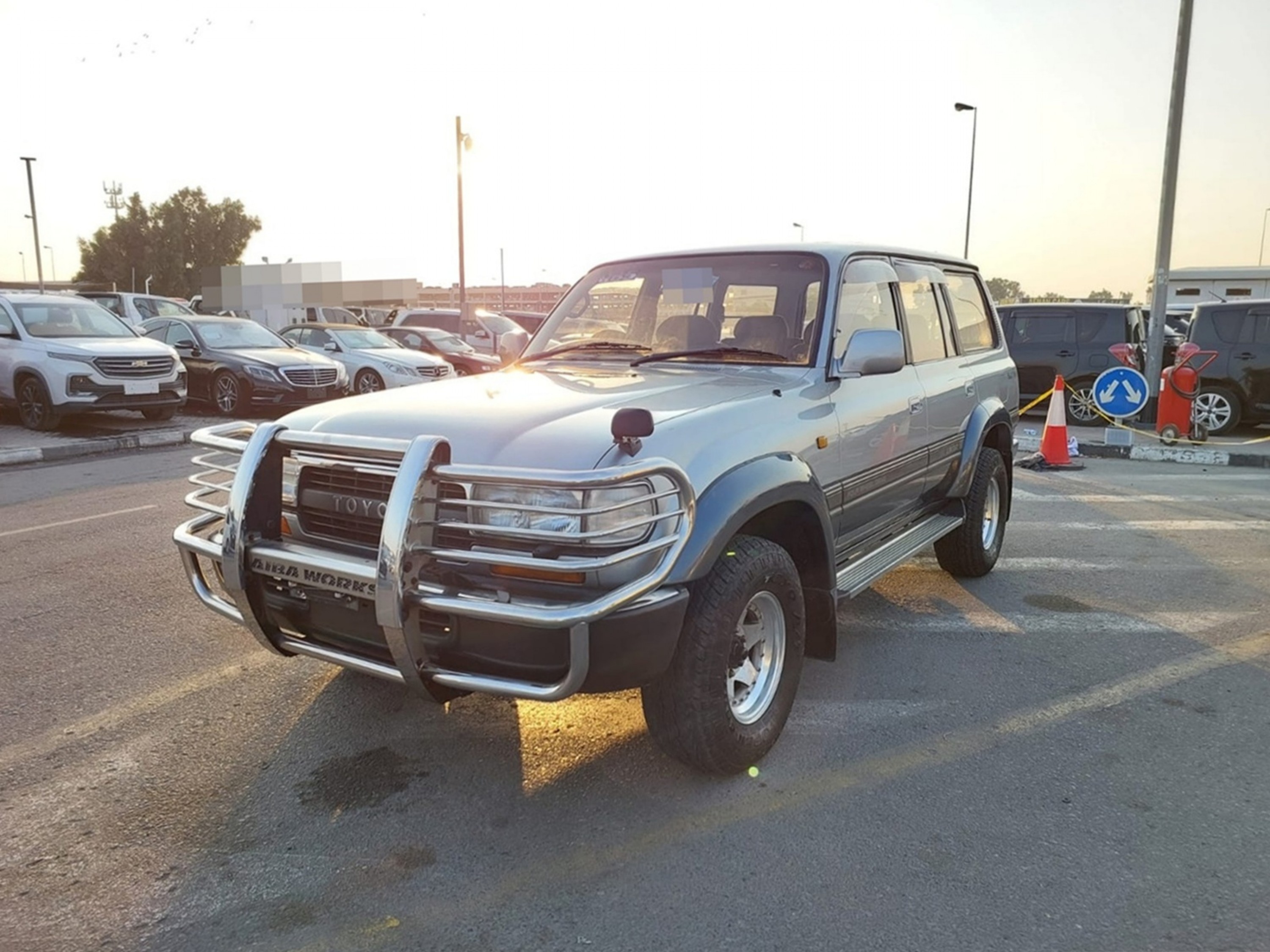 TOYOTA Land Cruiser