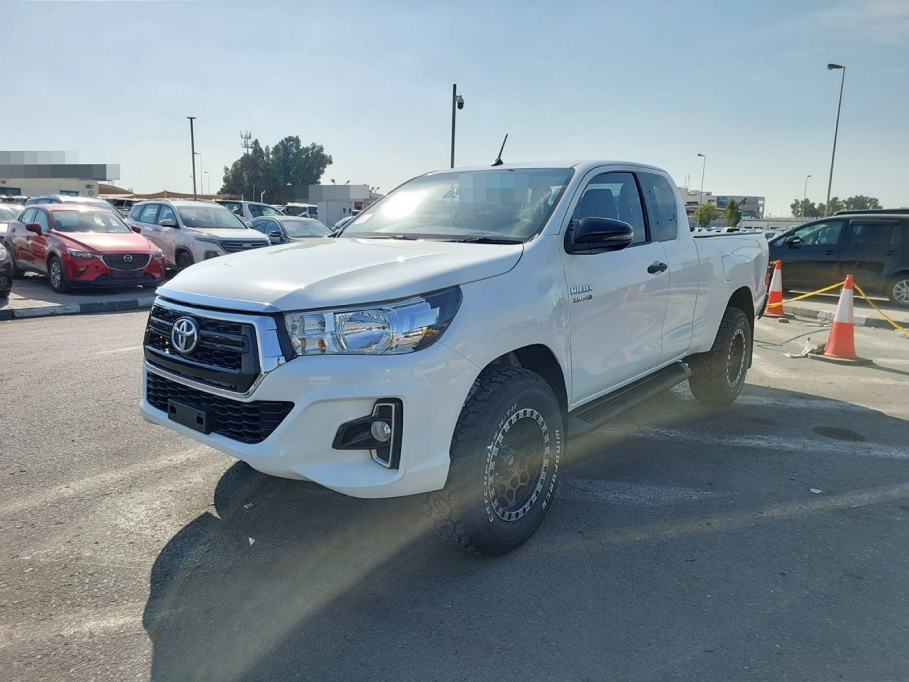 TOYOTA Hilux