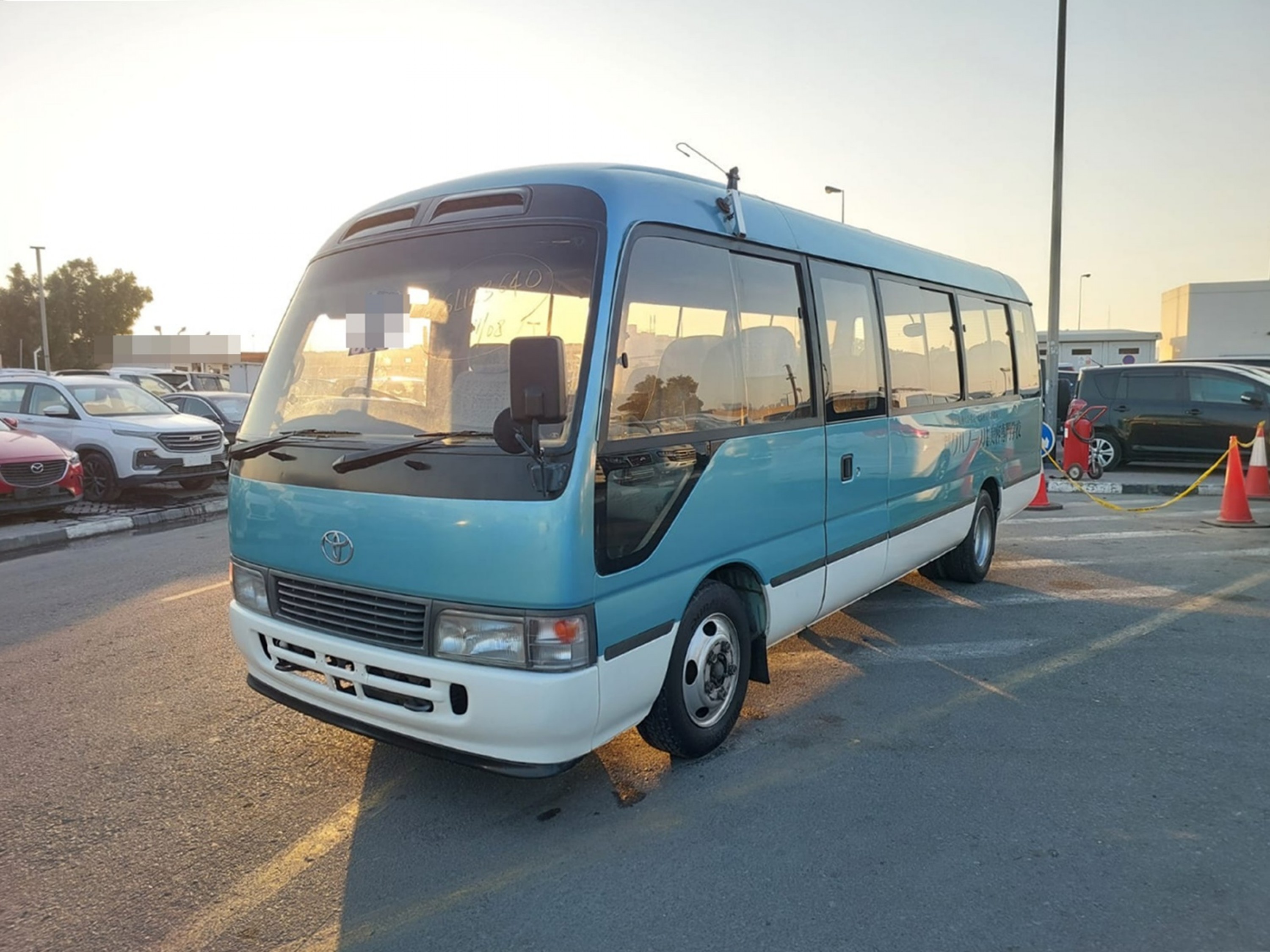 TOYOTA Coaster