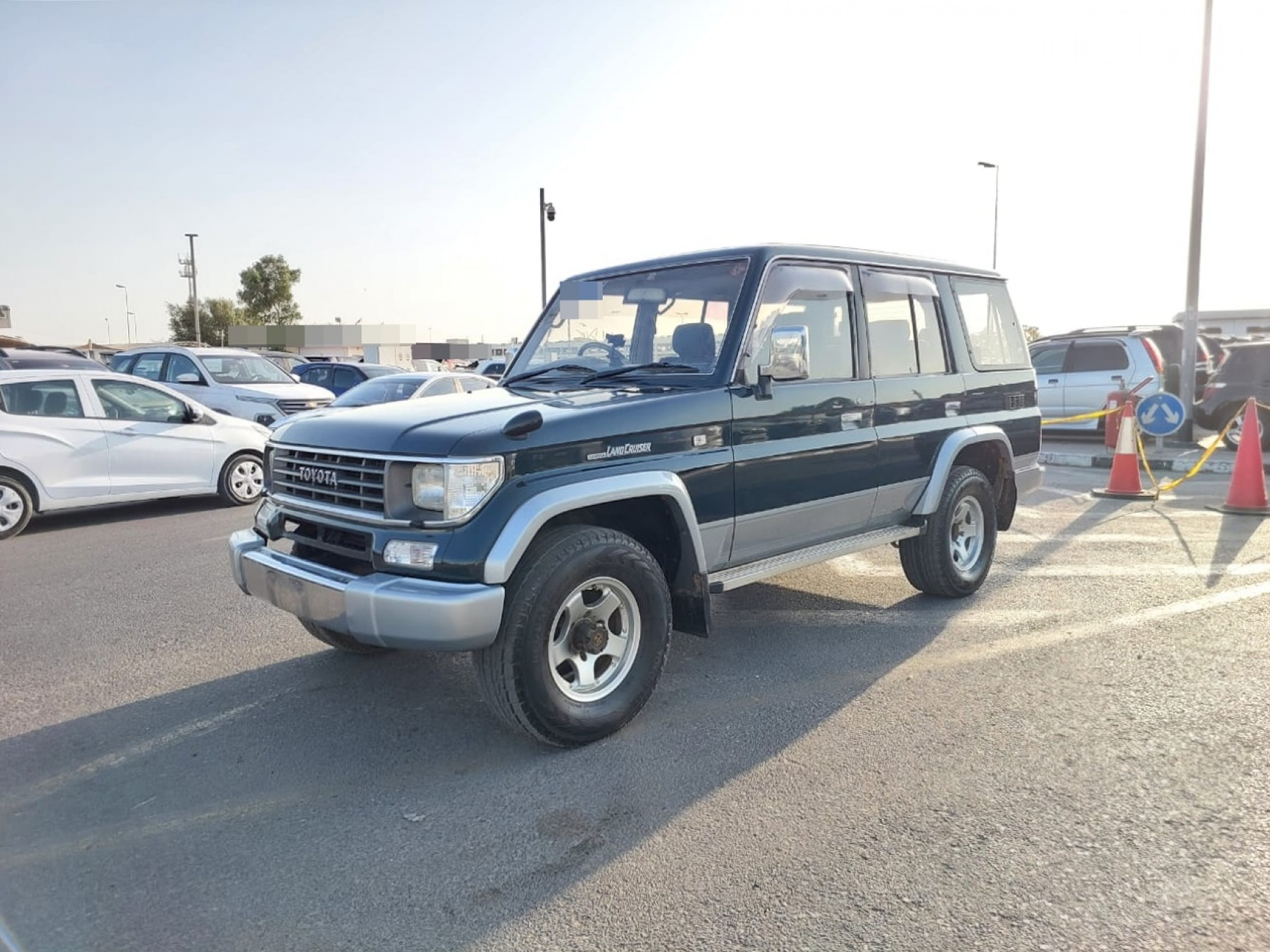 TOYOTA Land Cruiser Prado