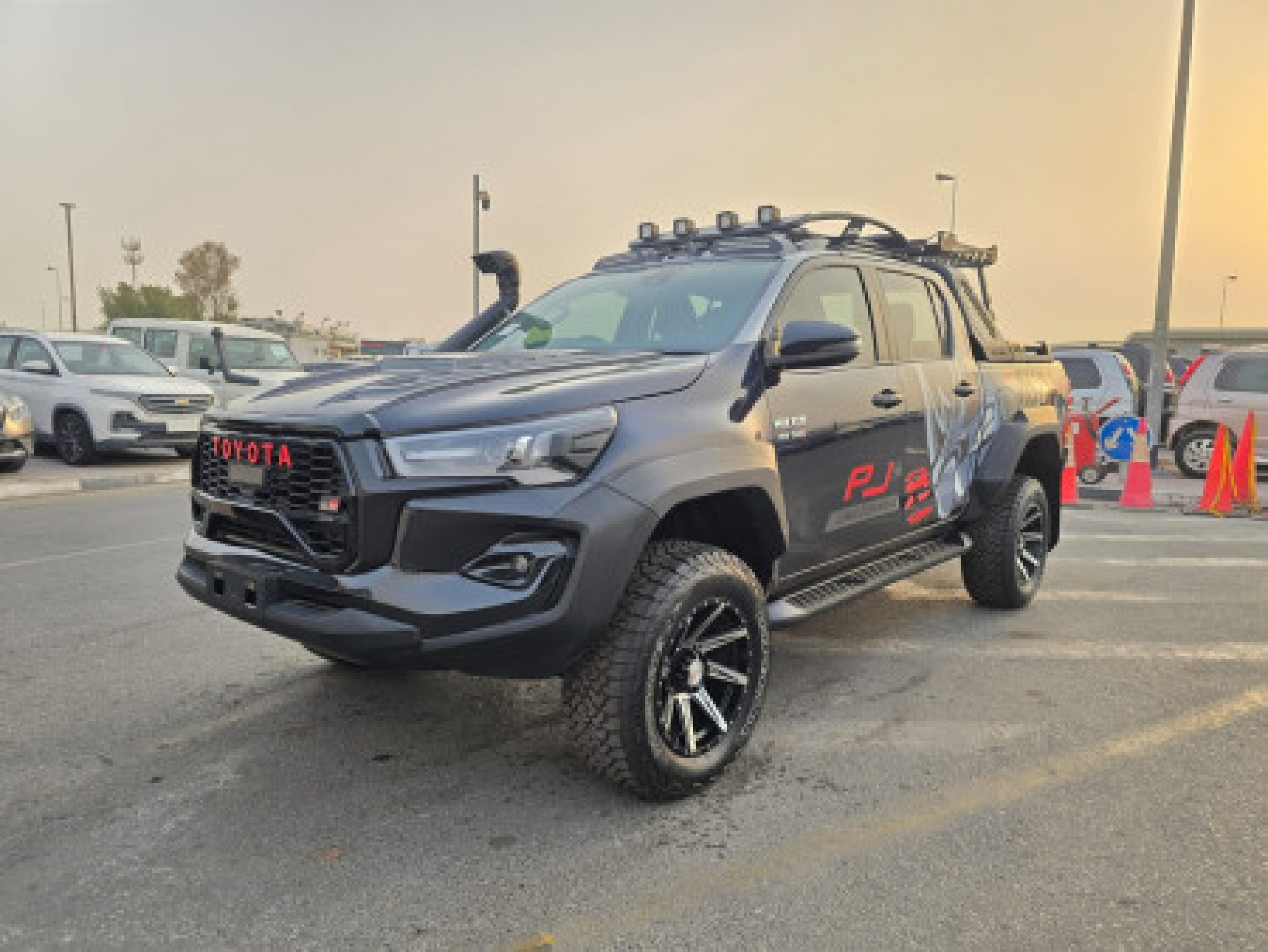 TOYOTA Hilux