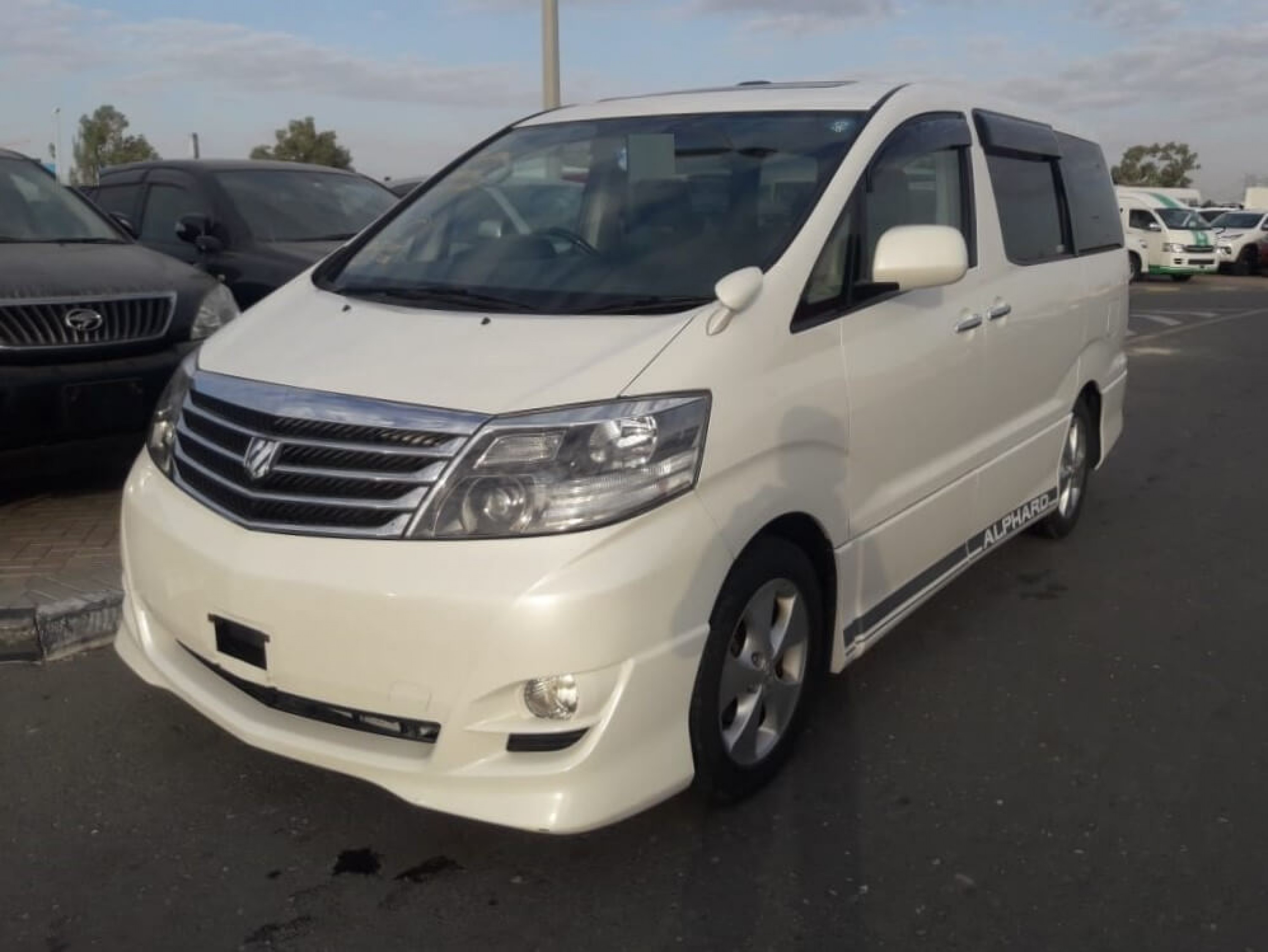 TOYOTA Alphard