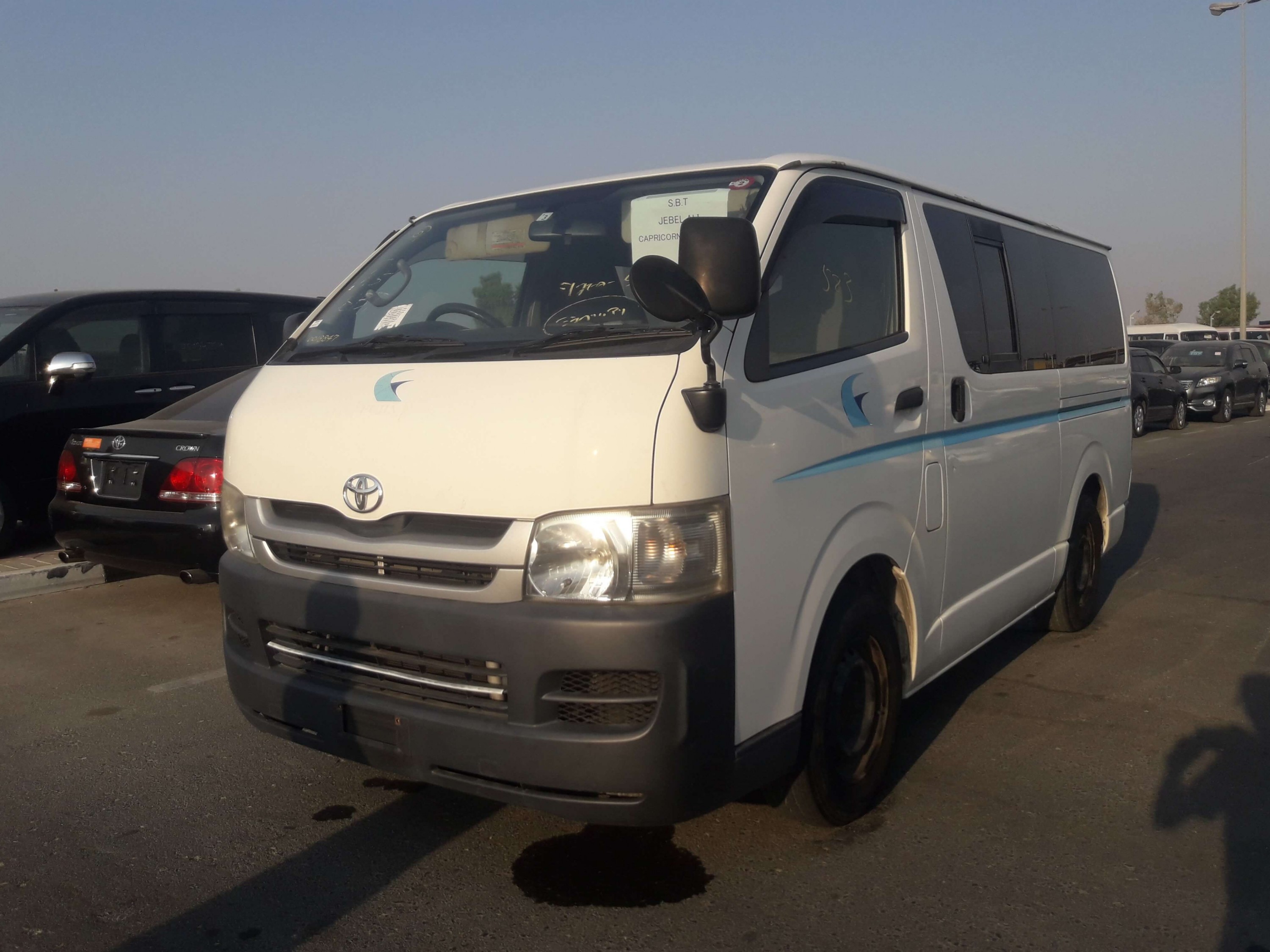 TOYOTA Hiace Van