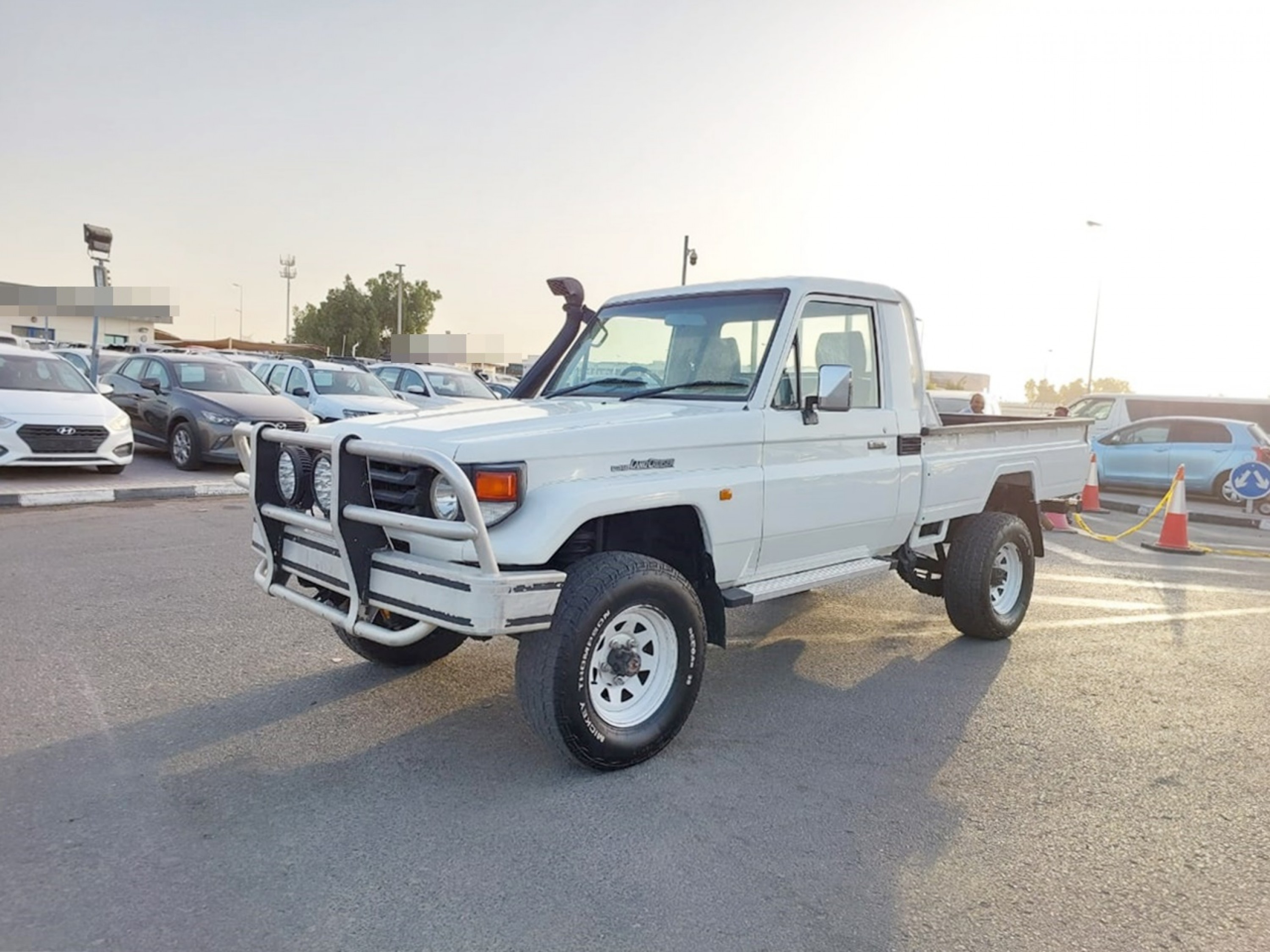 TOYOTA Land Cruiser