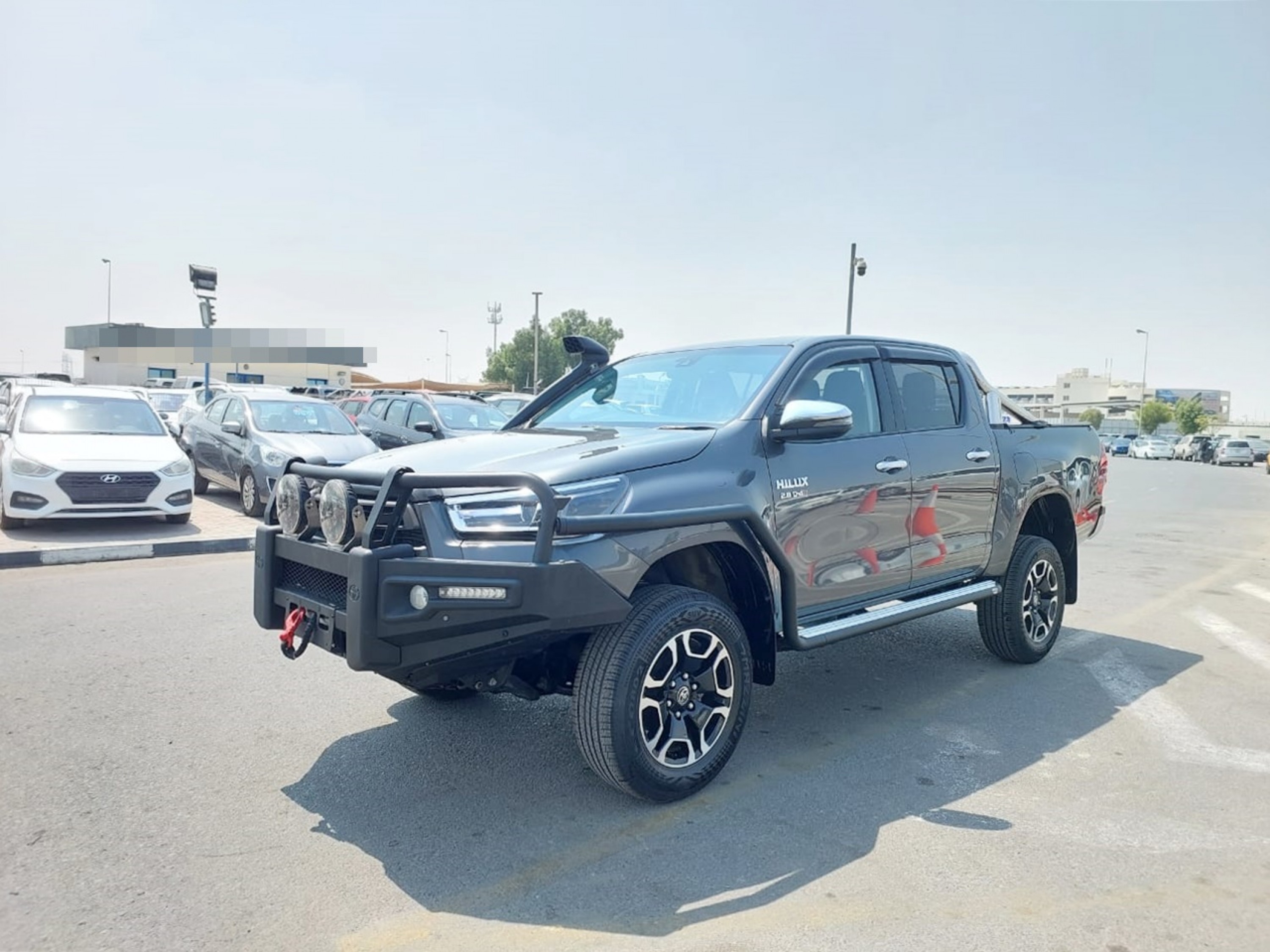 TOYOTA Hilux