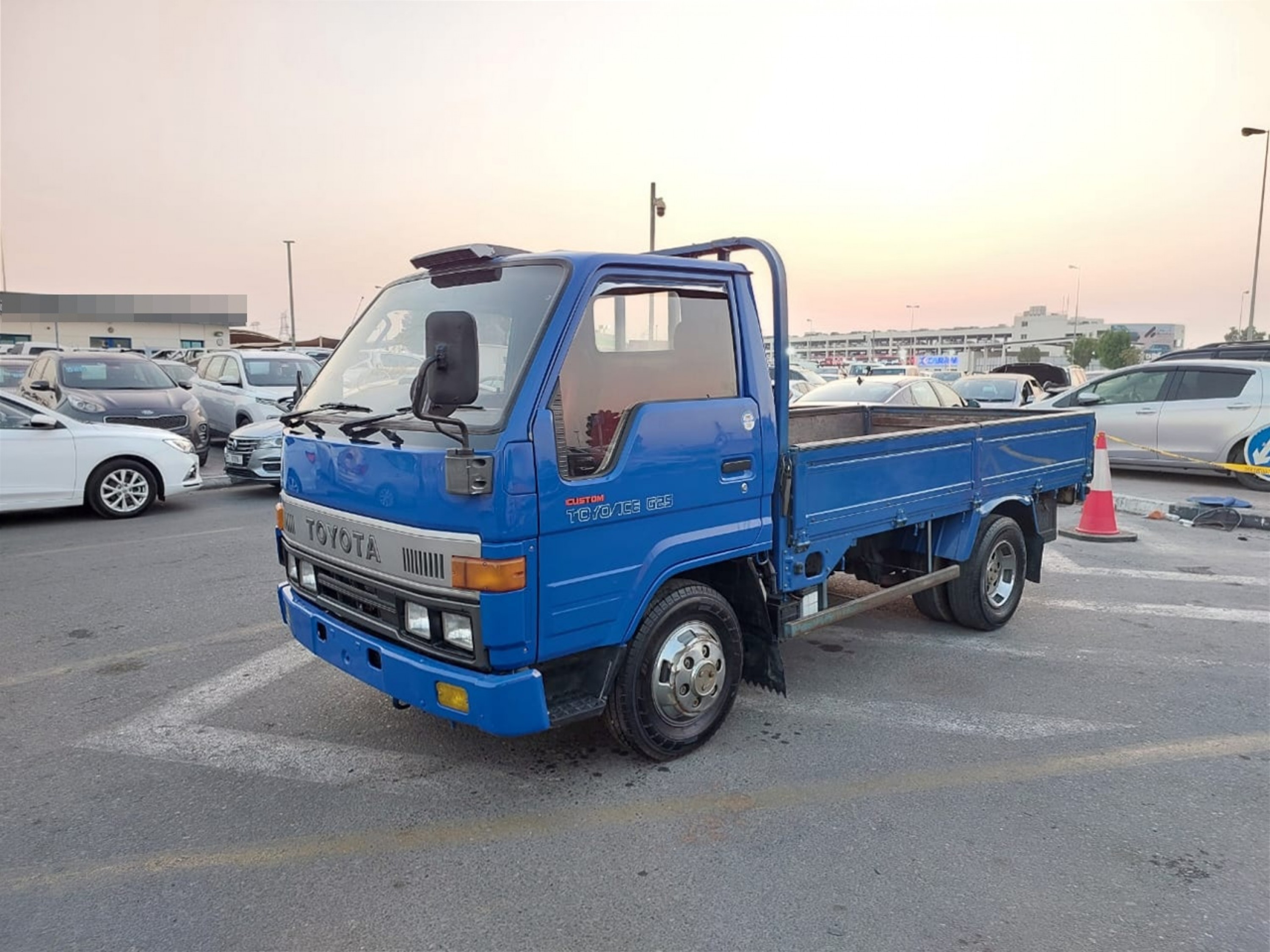 TOYOTA Toyoace