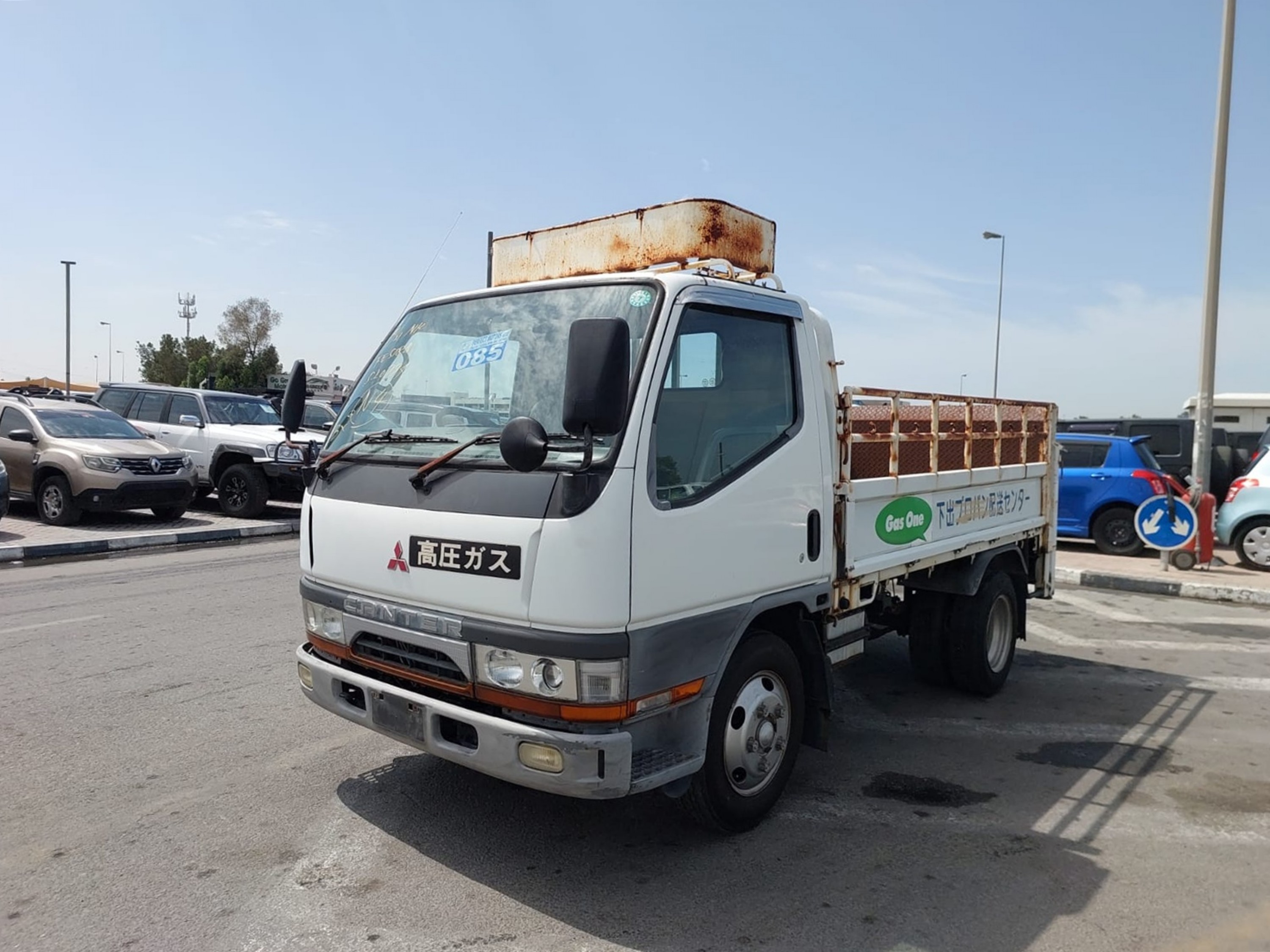 MITSUBISHI Canter
