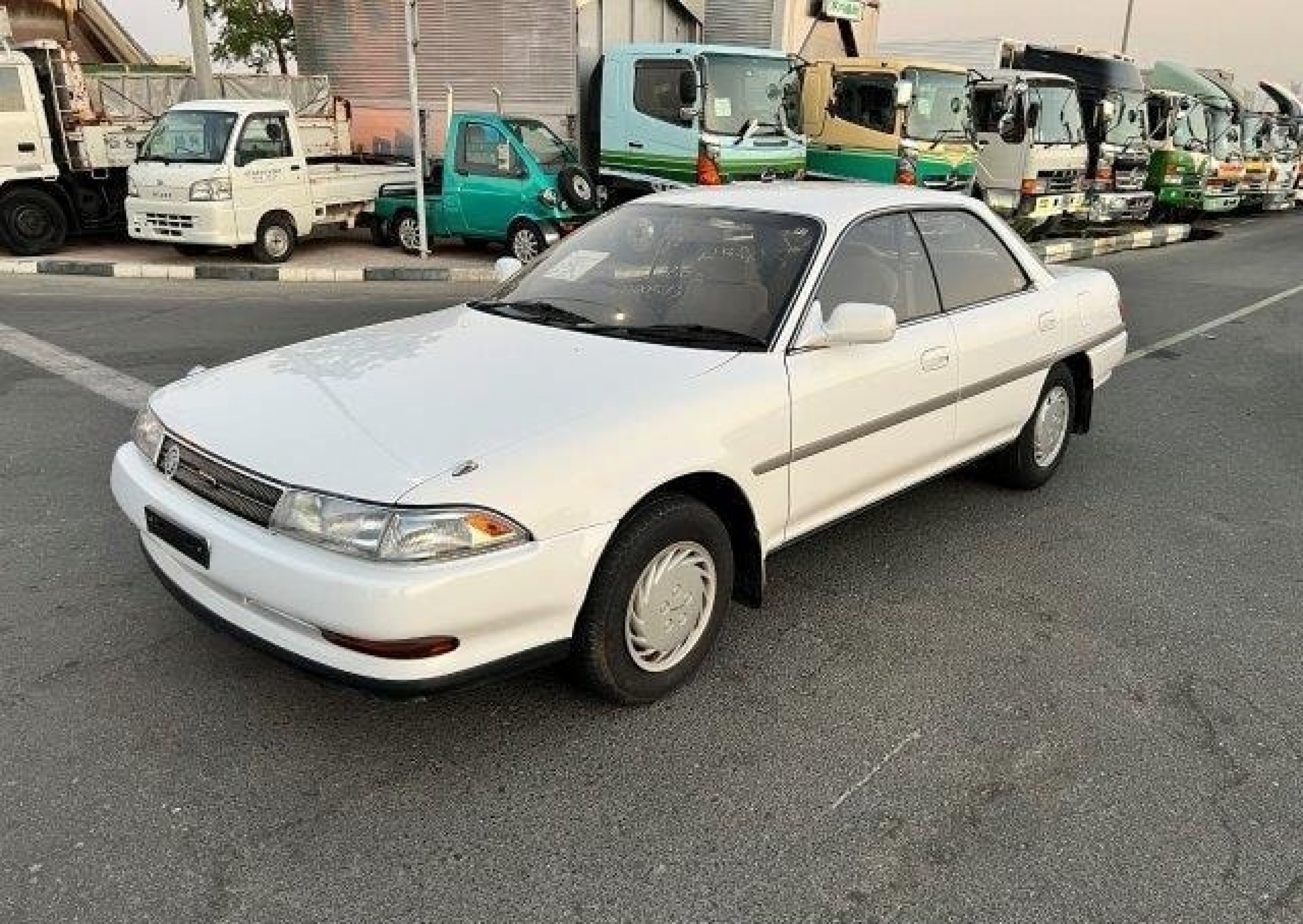 TOYOTA Carina