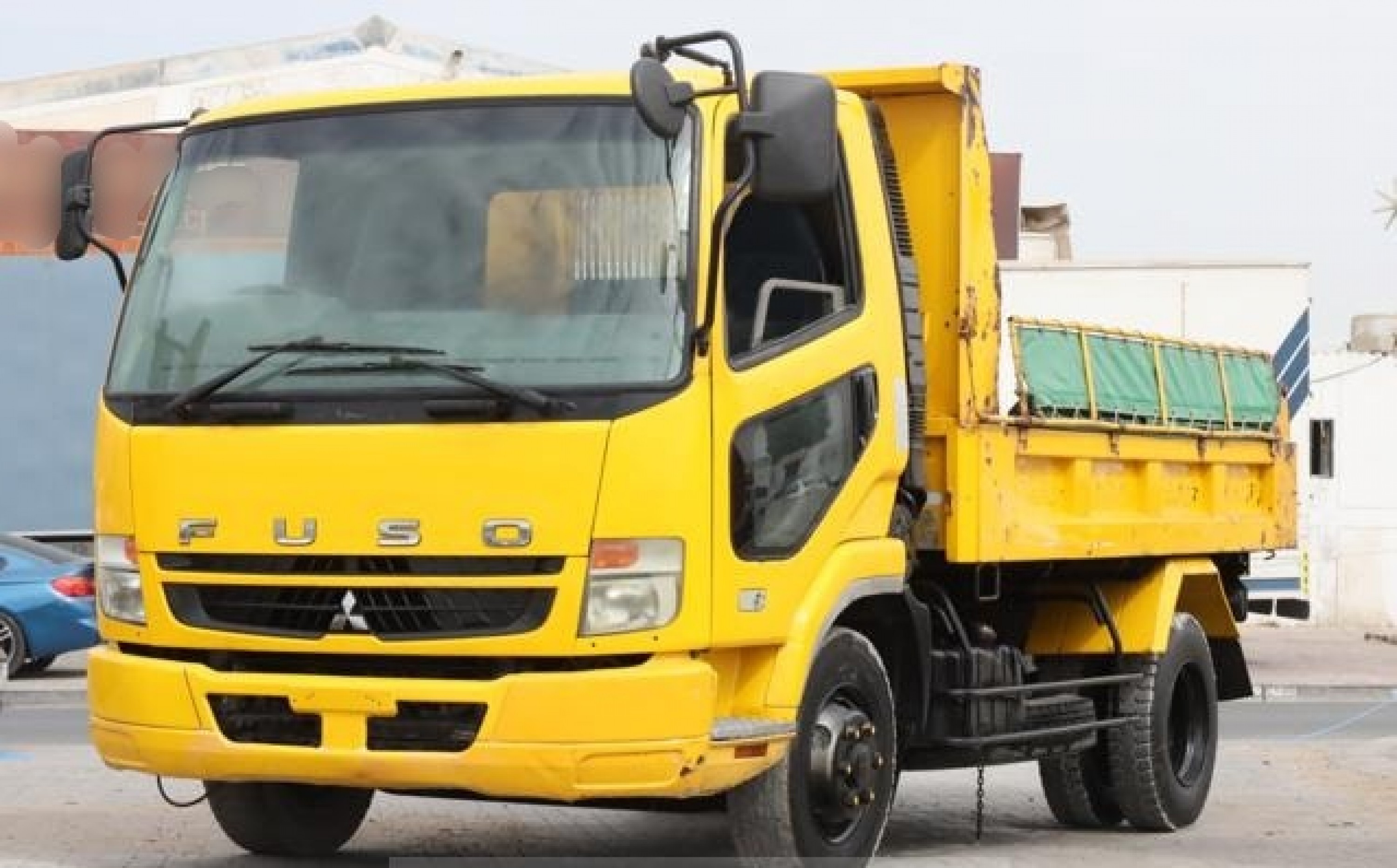 MITSUBISHI FIGHTER FUSO