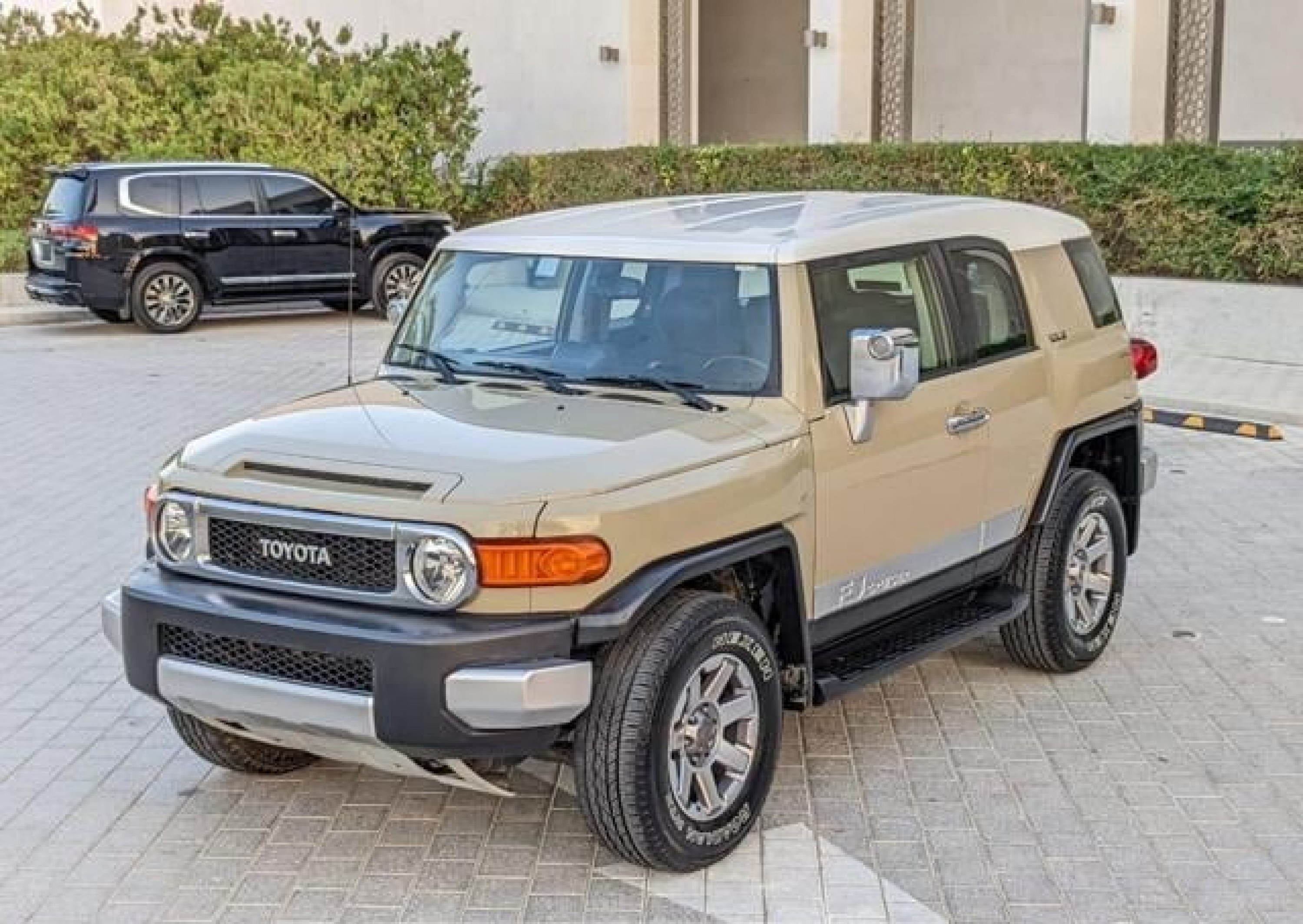 TOYOTA FJ CRUISER