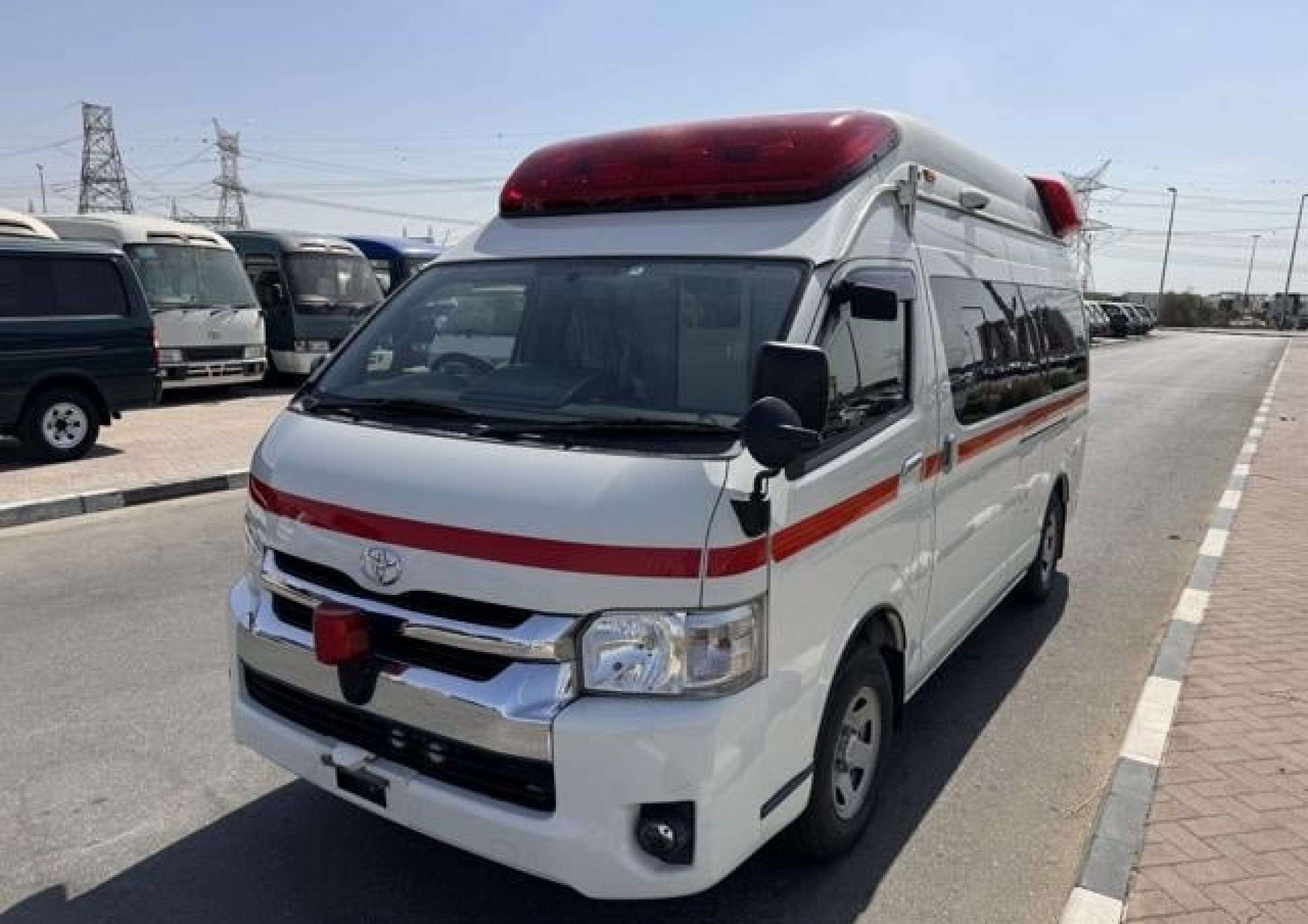 TOYOTA HIACE AMBULANCE