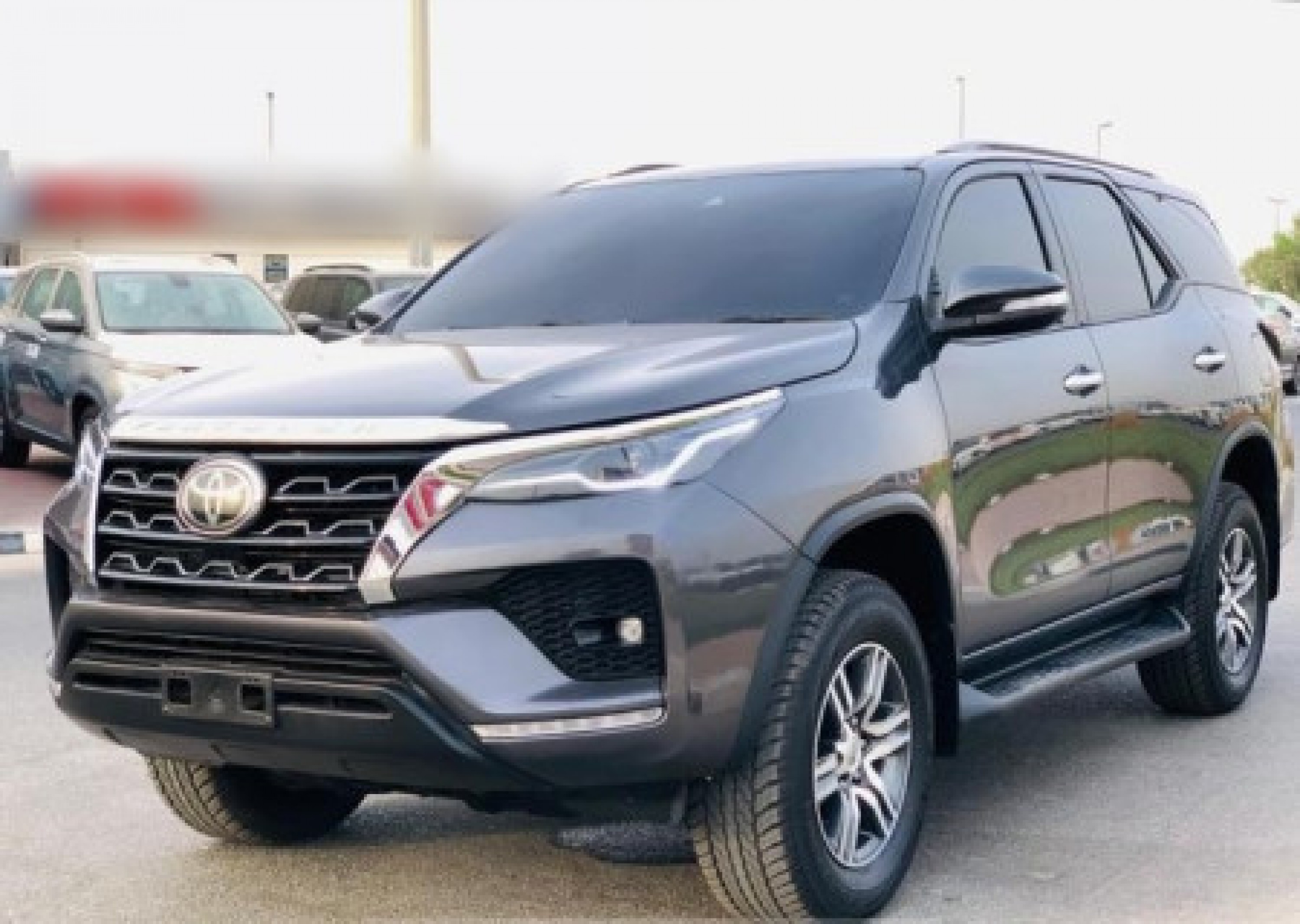 TOYOTA Fortuner