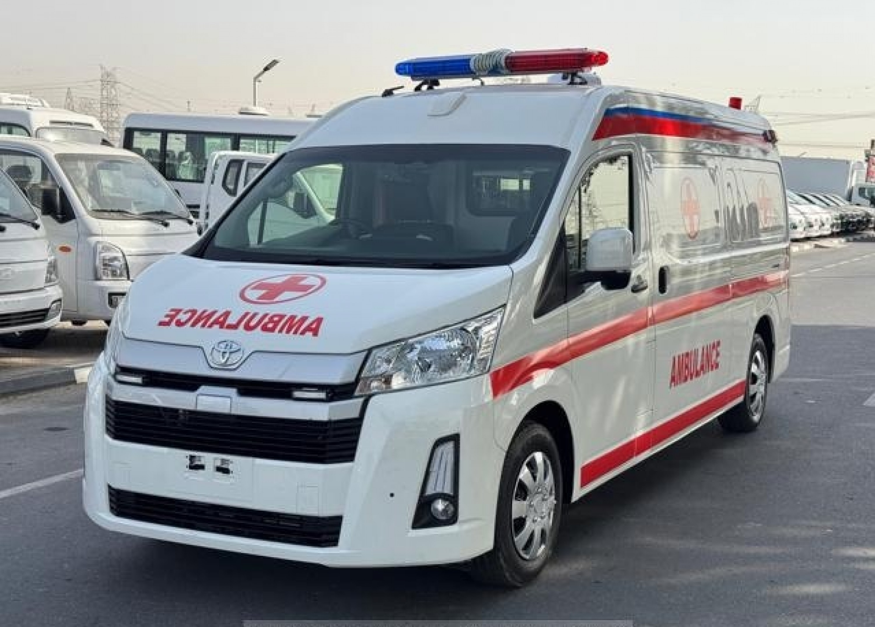 TOYOTA HIACE AMBULANCE