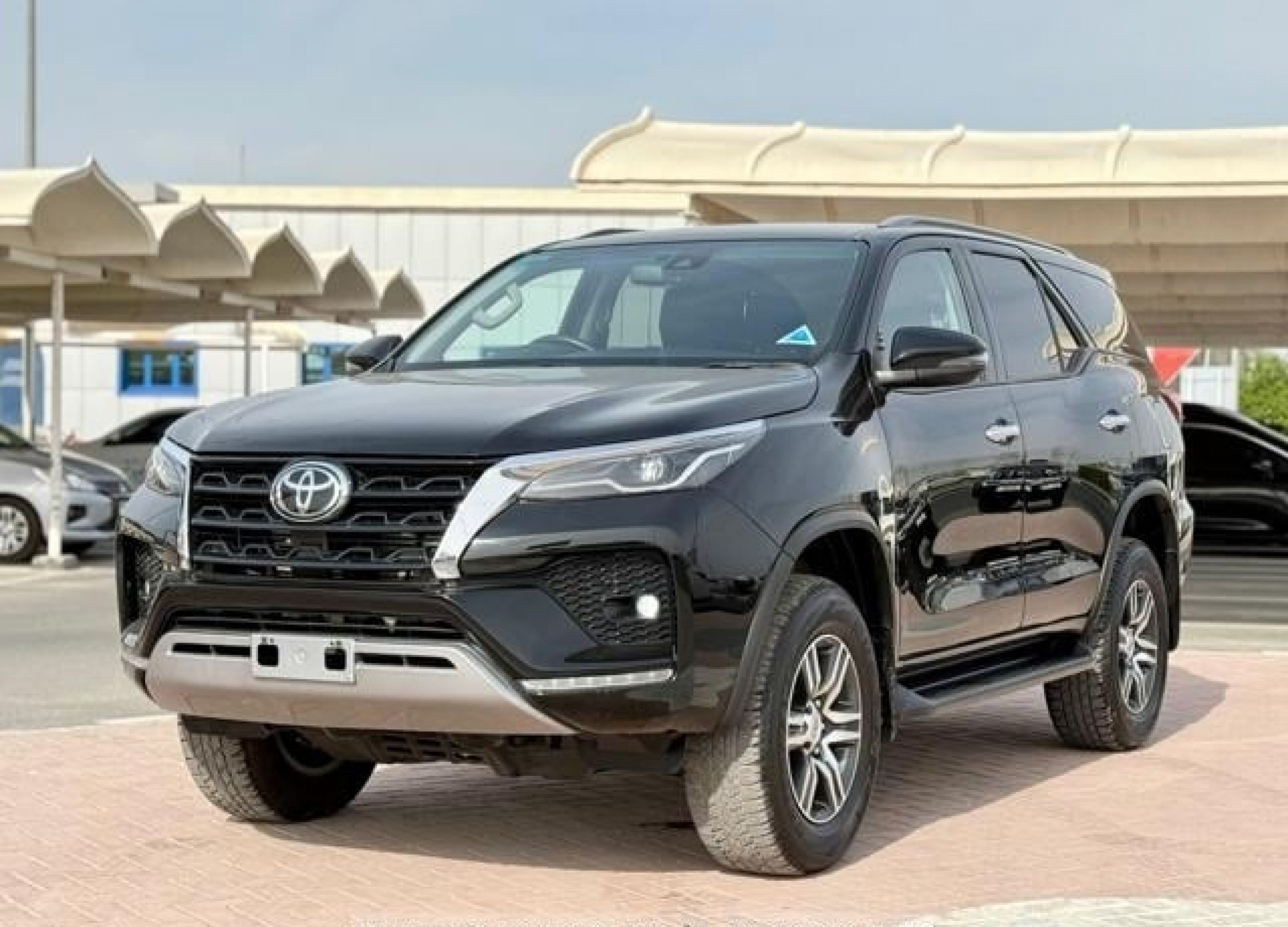 TOYOTA Fortuner