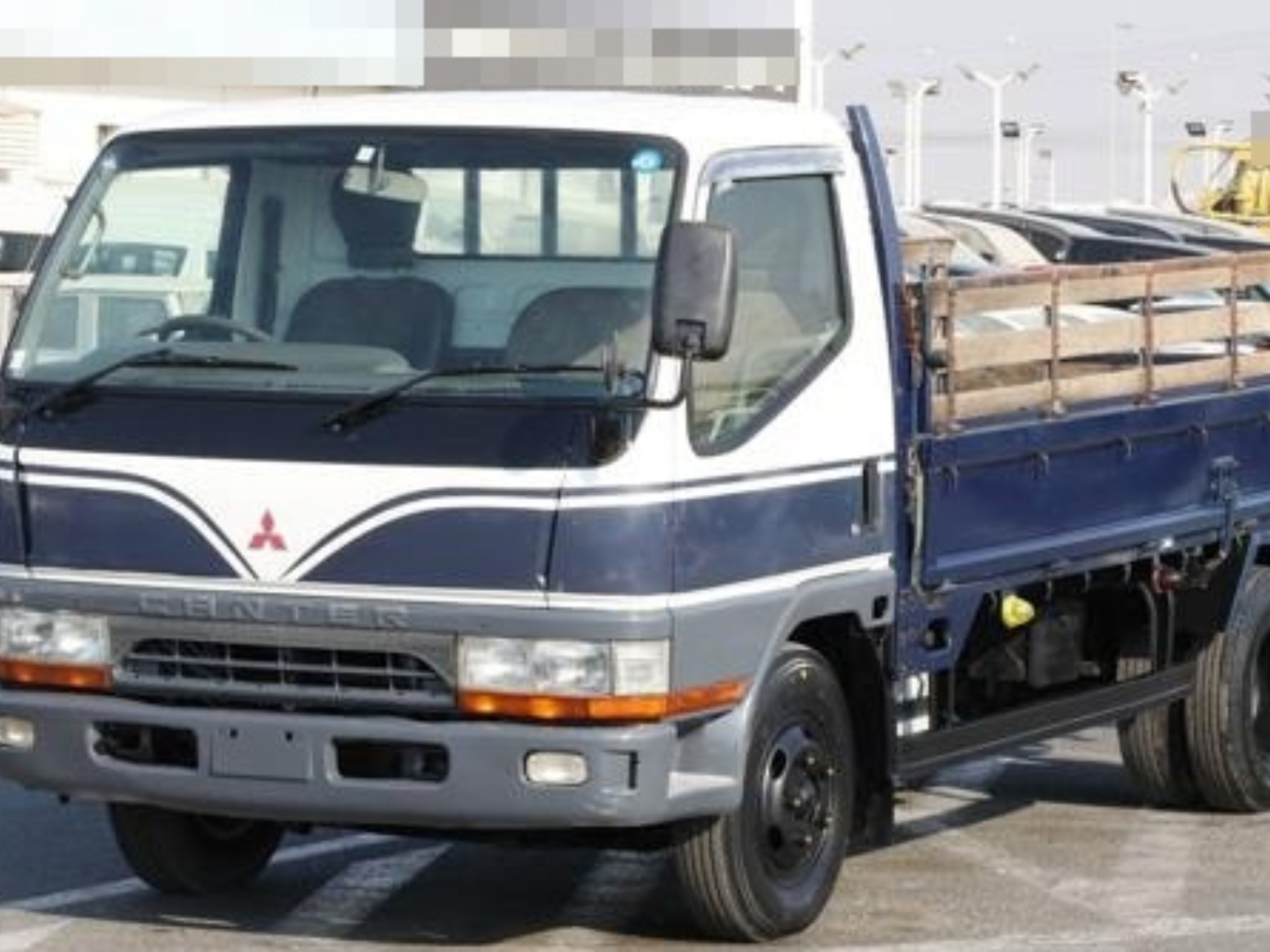 MITSUBISHI Canter