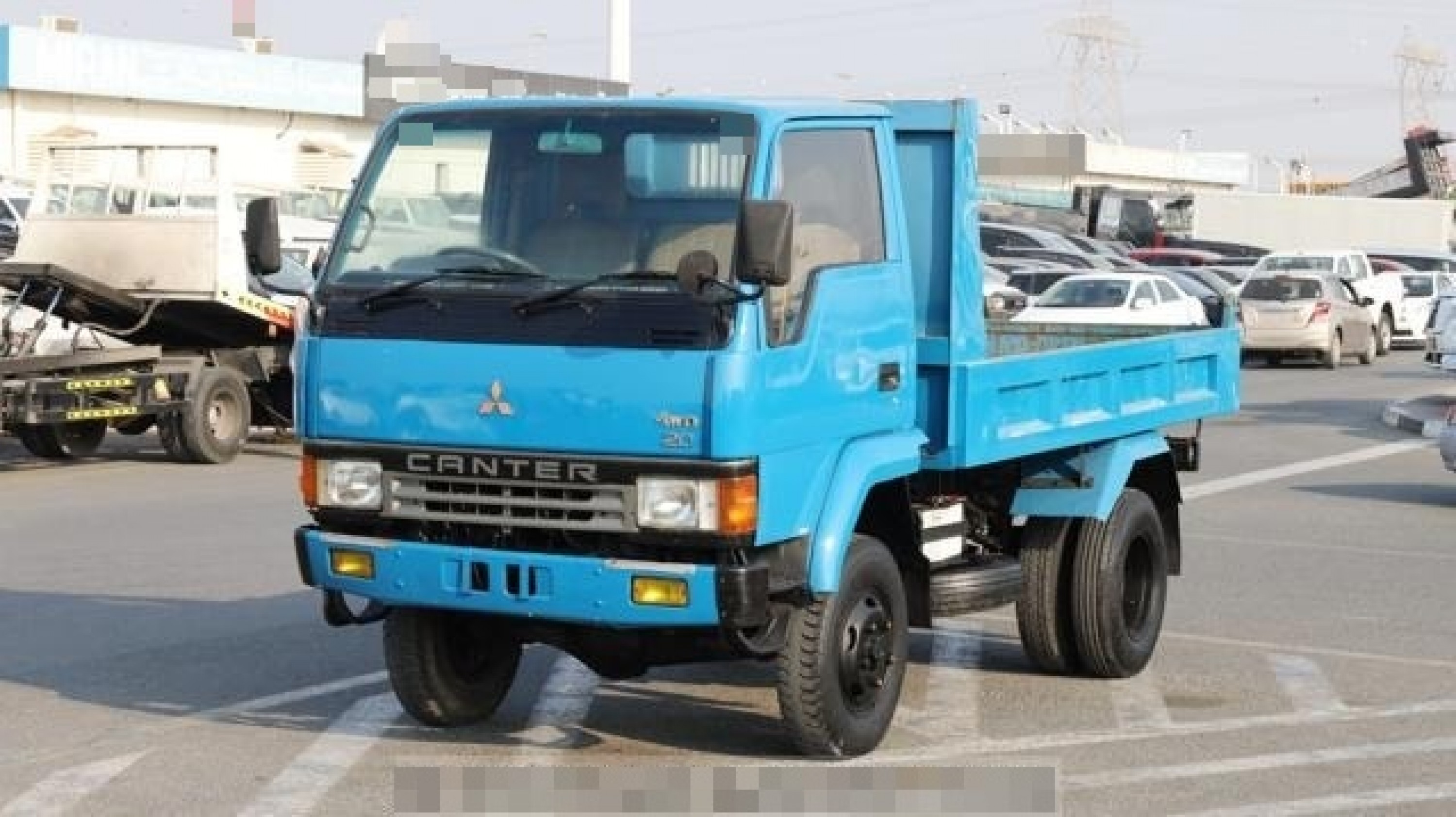 MITSUBISHI Canter