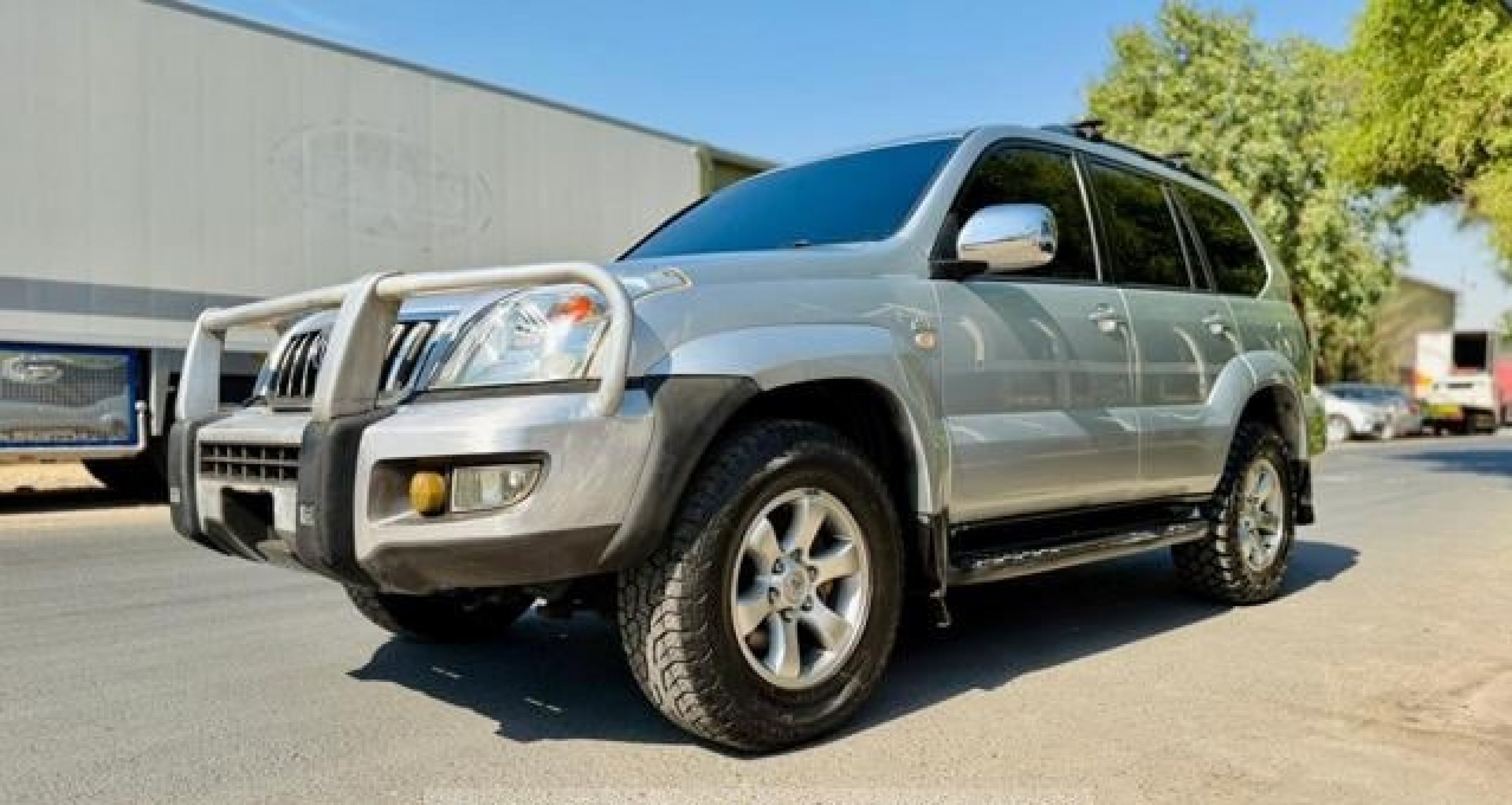 TOYOTA Land Cruiser Prado