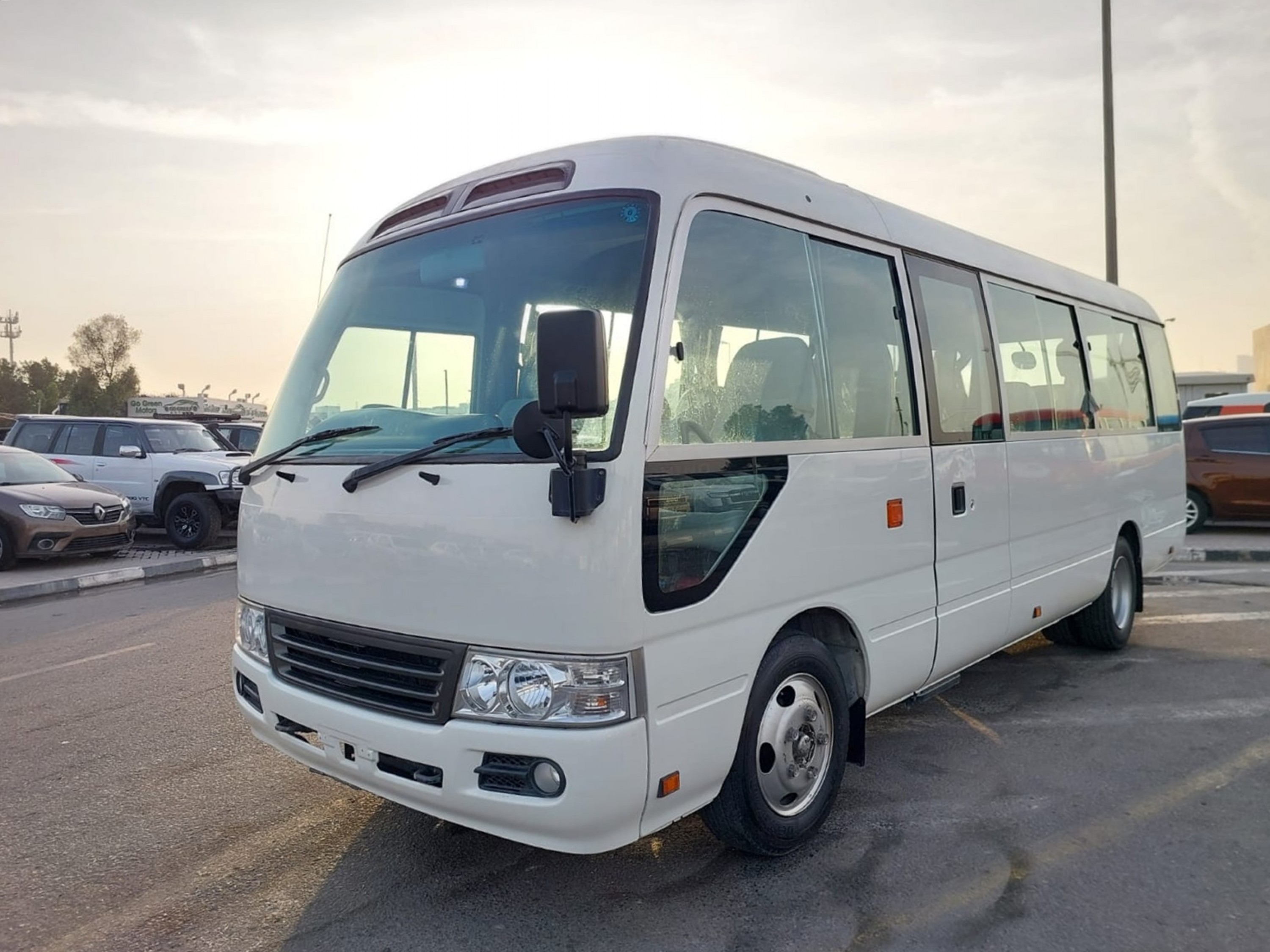 TOYOTA Coaster