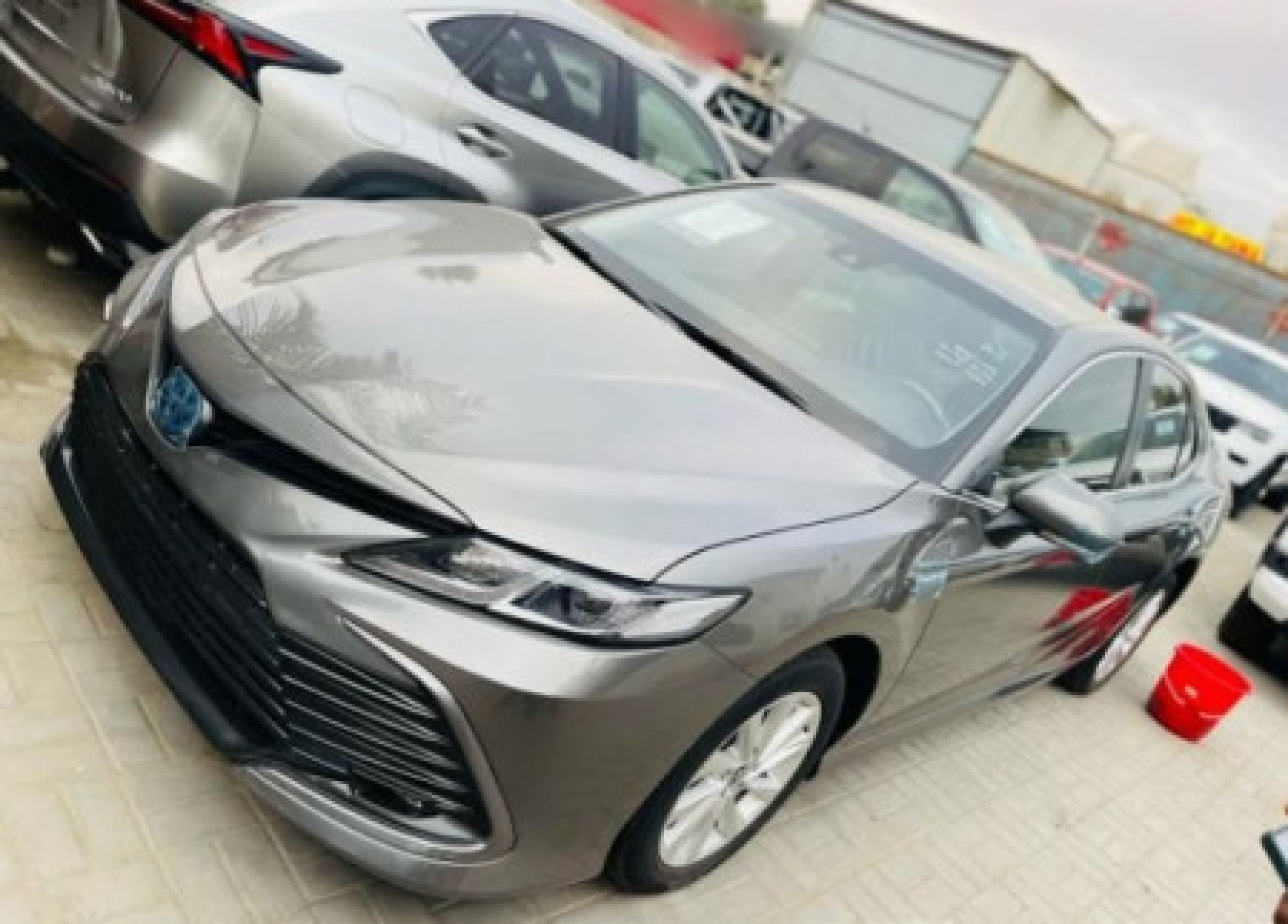 TOYOTA Camry
