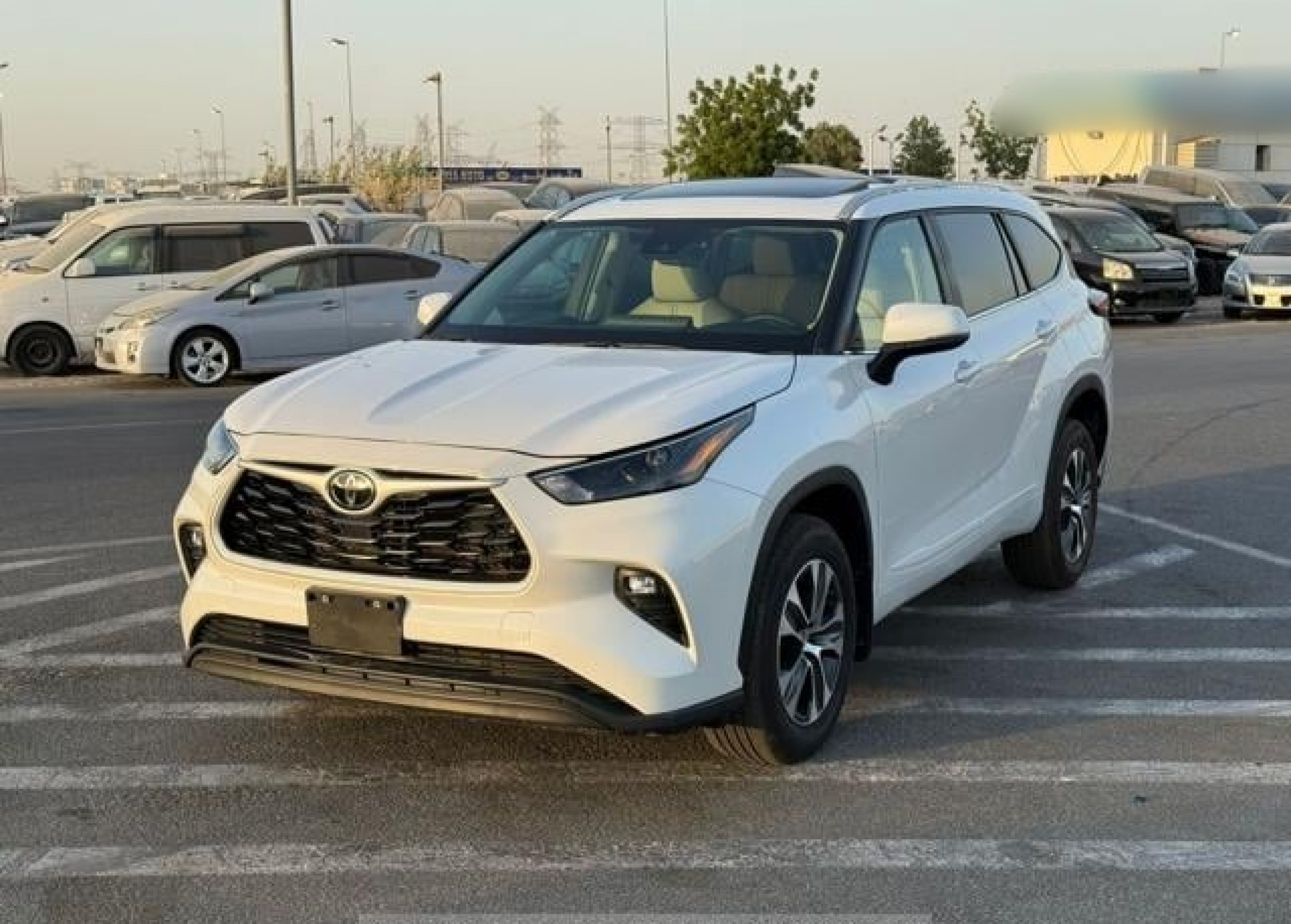 TOYOTA HIGHLANDER