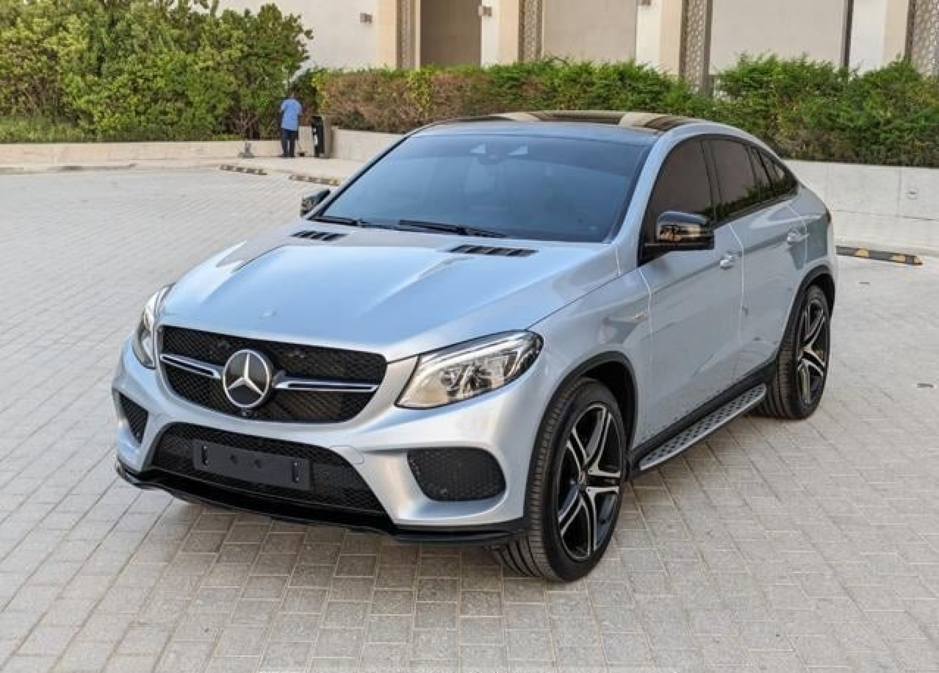 MERCEDES-BENZ GLE - CLASS