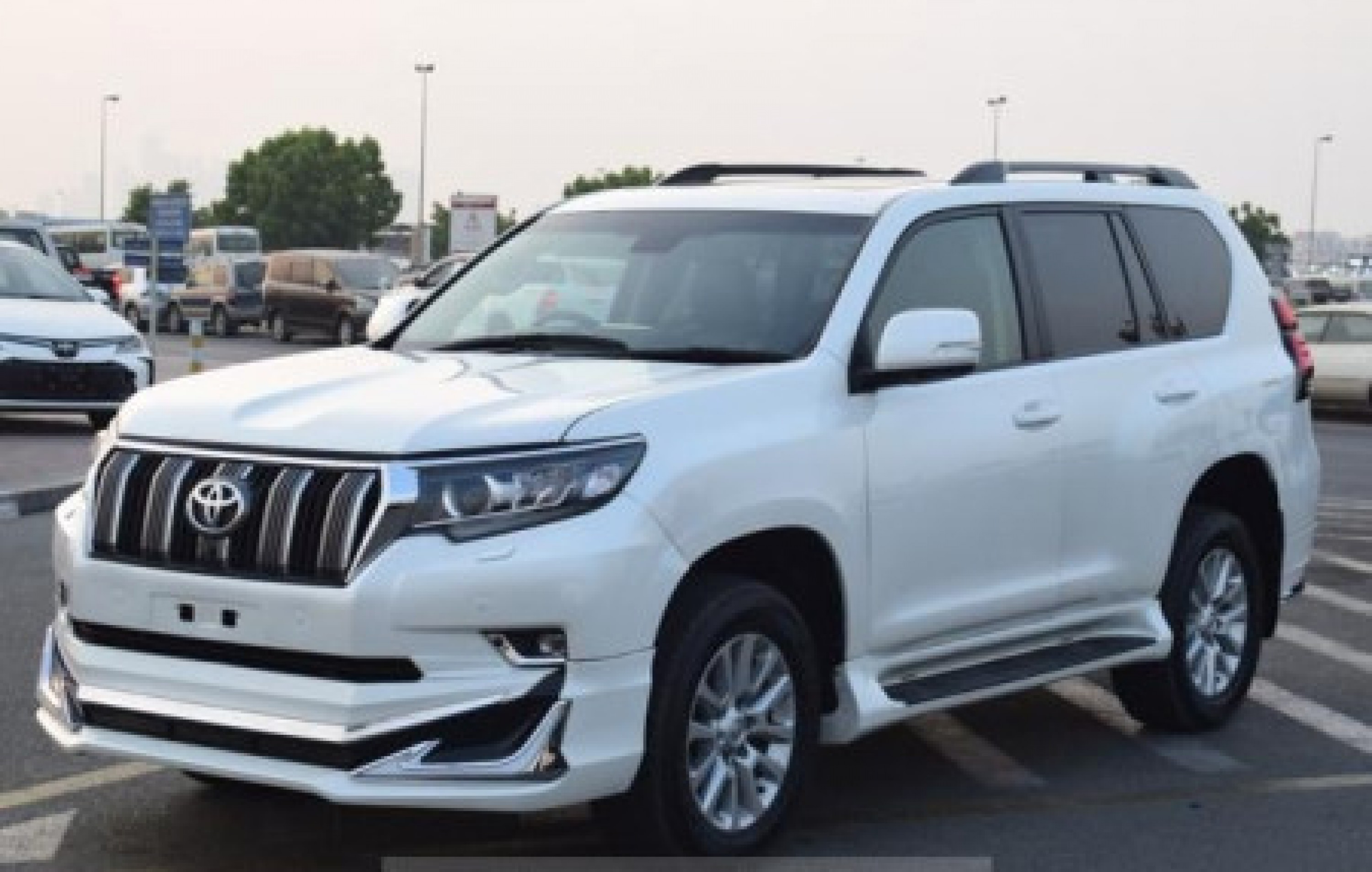 TOYOTA PRADO