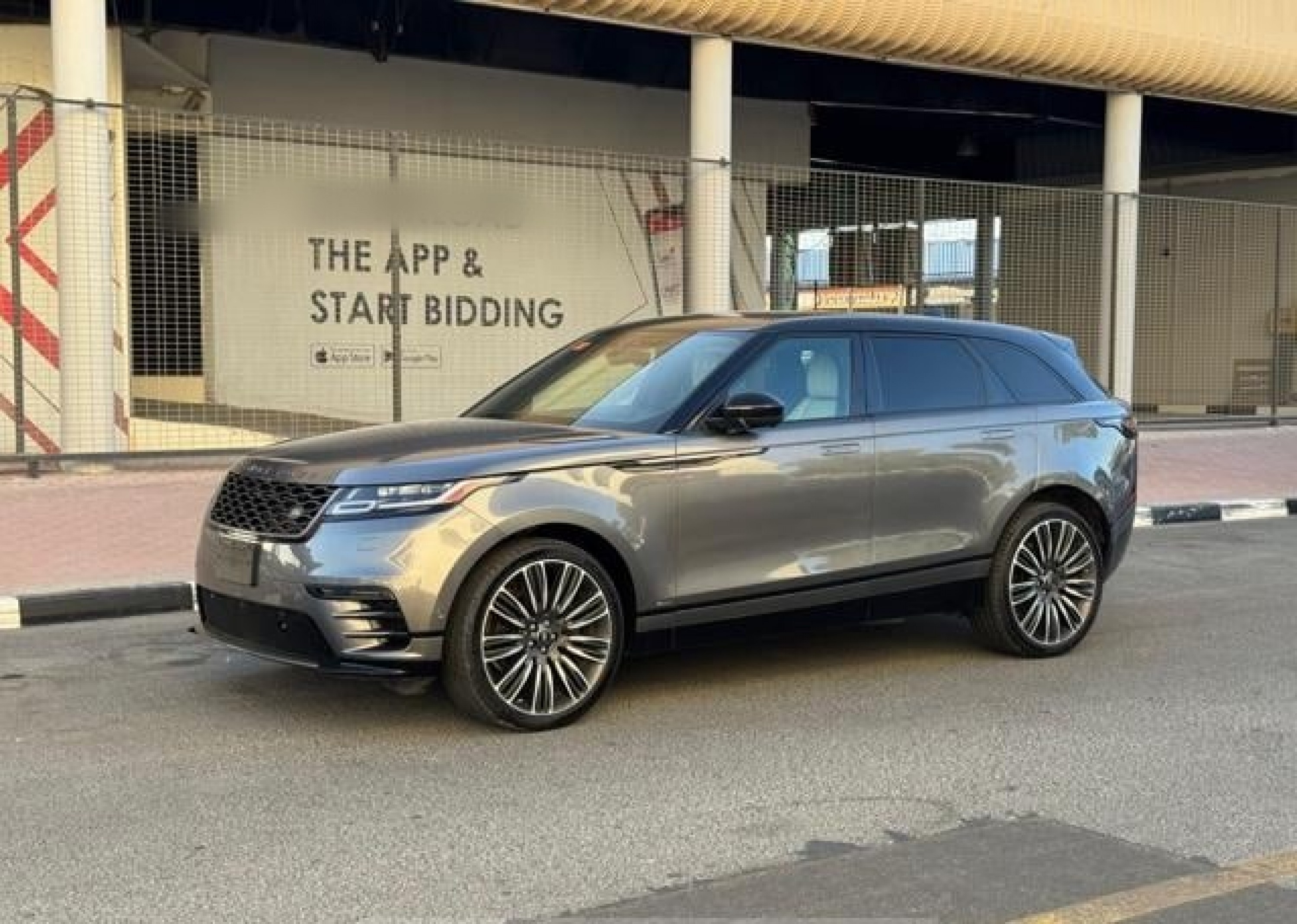 LAND ROVER Range Rover Velar
