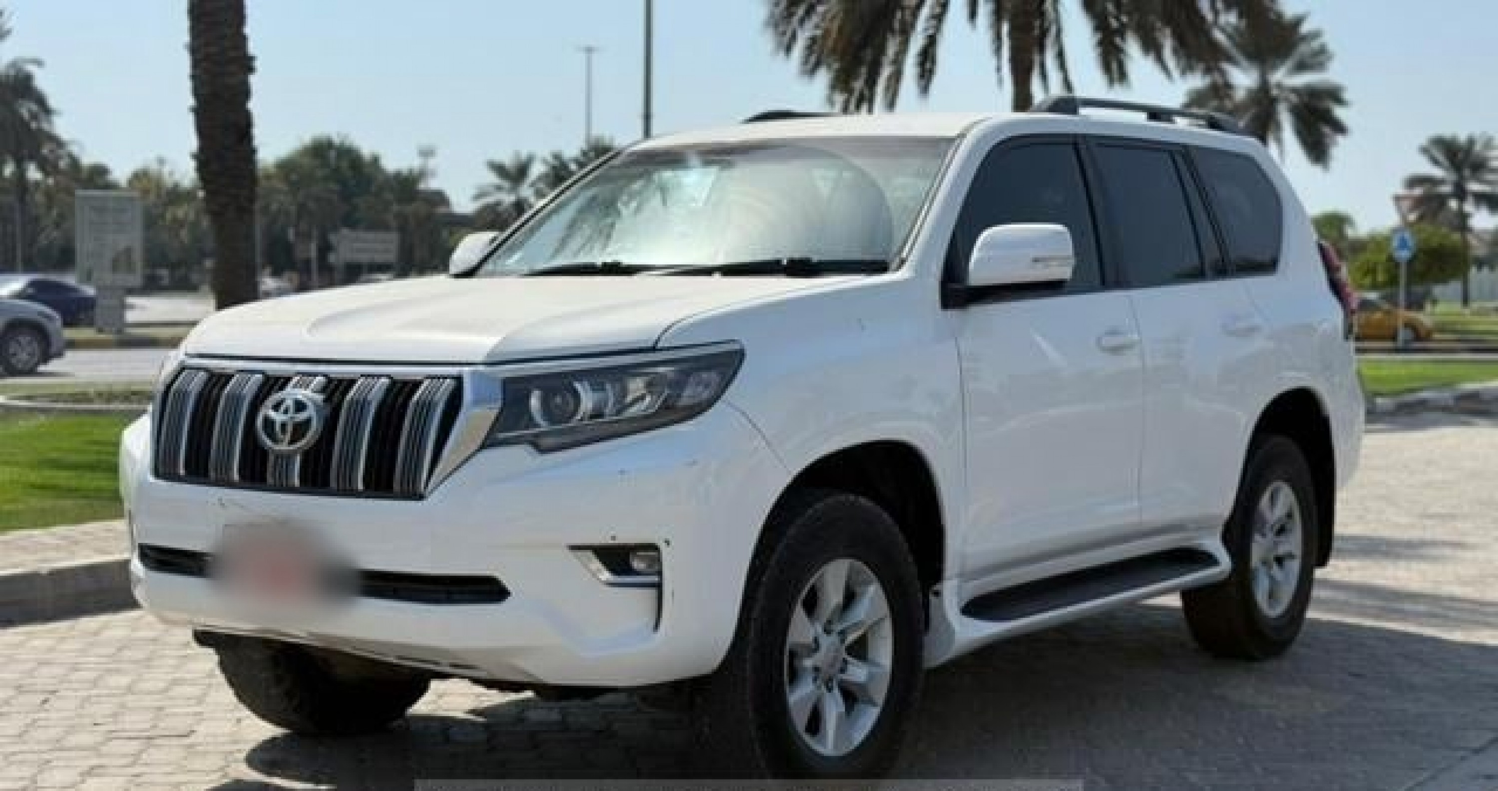 TOYOTA Land Cruiser Prado