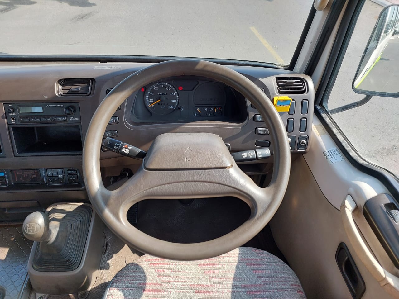 0327  MITSUBISHI ROSA BUS M/T 5.2 2WD OTHER
