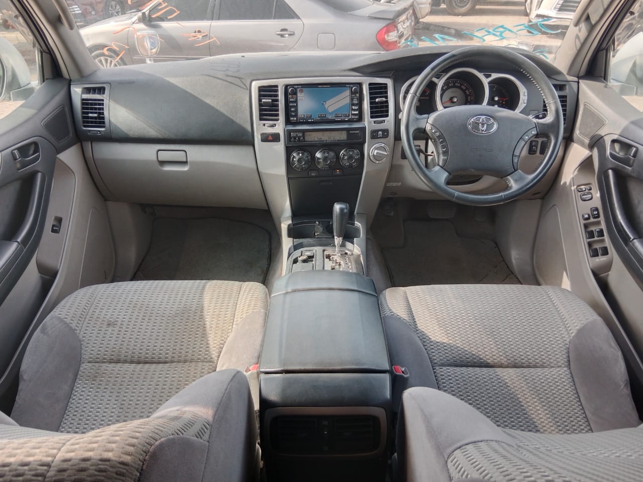 7737  TOYOTA HILUX SURF 2.7 A/T SILVER
