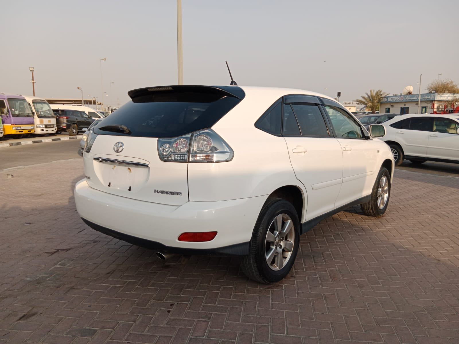 7729  TOYOTA HARRIER 2.4 A/T WHITE